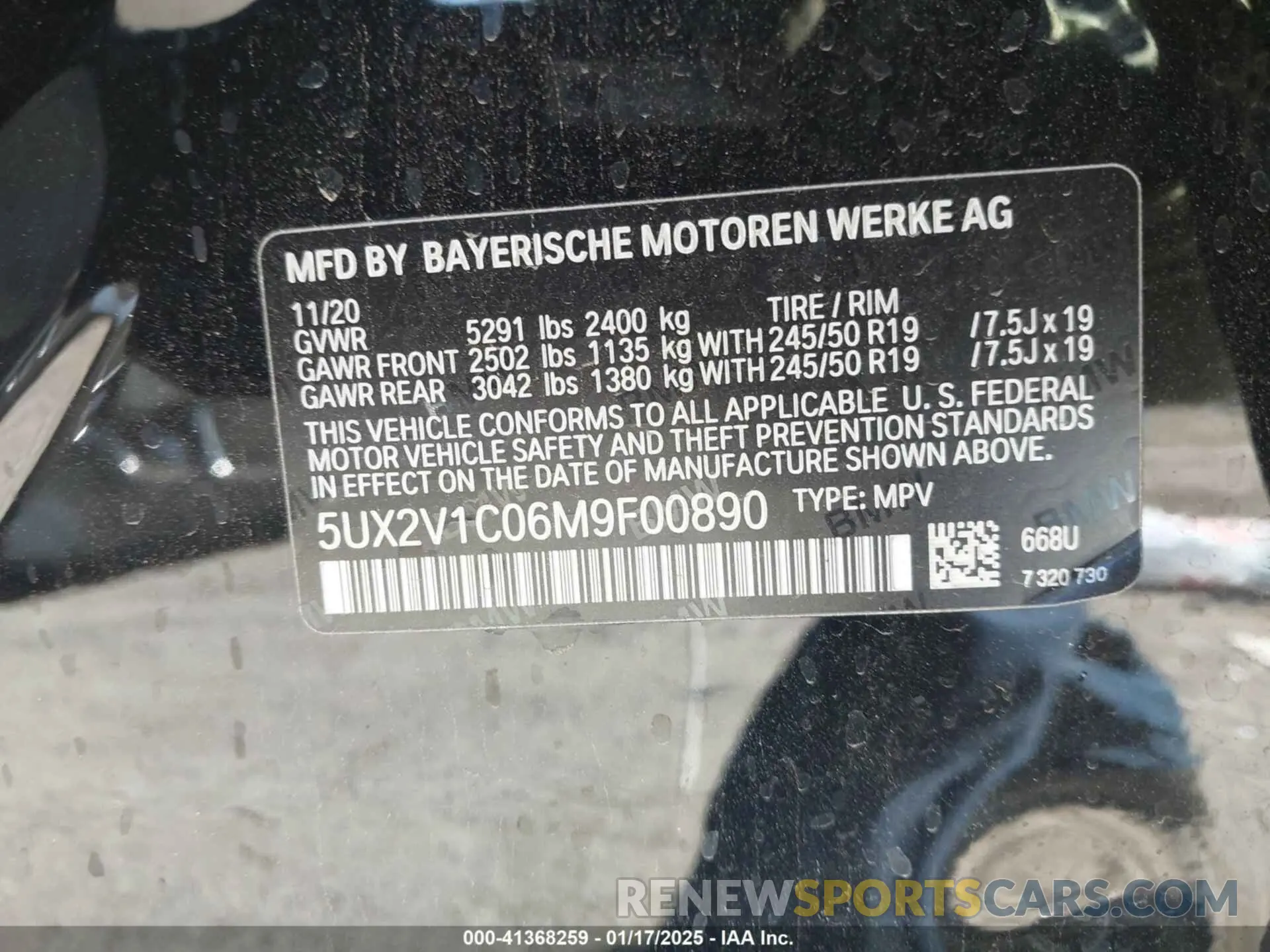 9 Photograph of a damaged car 5UX2V1C06M9F00890 BMW X4 2021