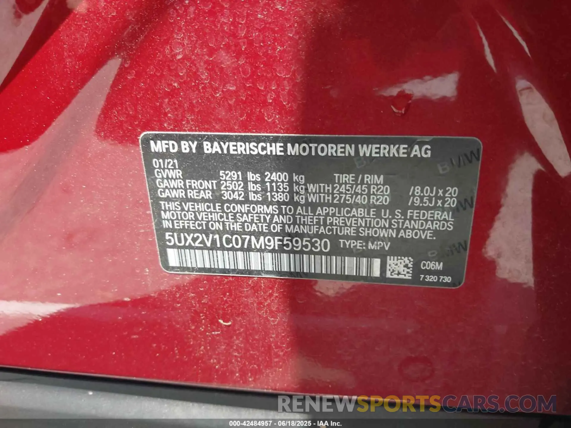 9 Photograph of a damaged car 5UX2V1C07M9F59530 BMW X4 2021