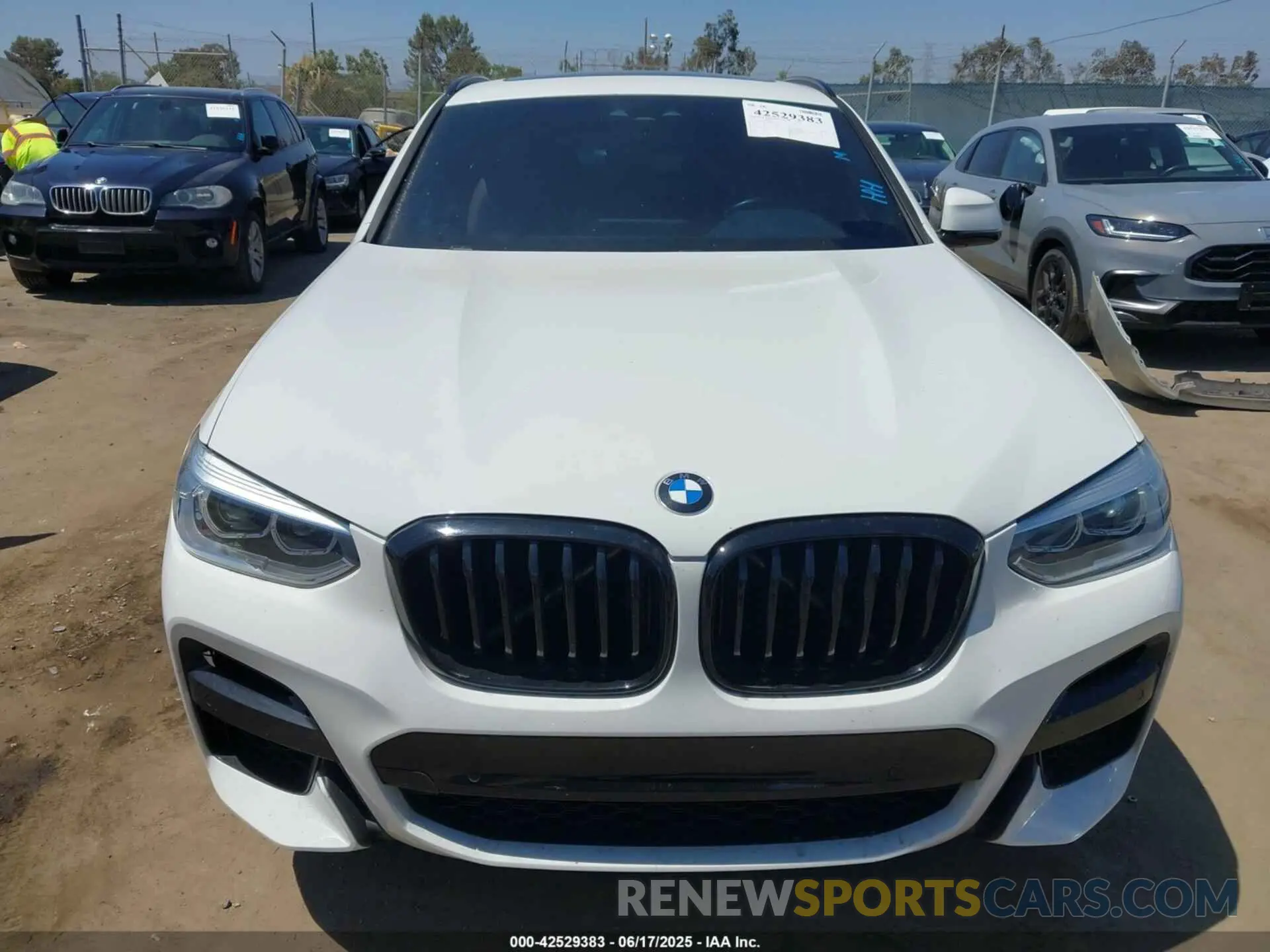 13 Photograph of a damaged car 5UX2V1C07M9F78742 BMW X4 2021