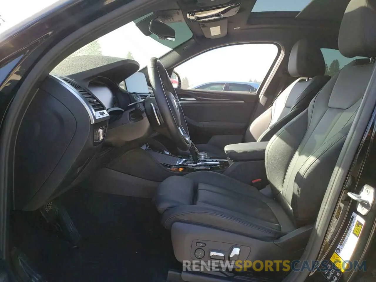 7 Photograph of a damaged car 5UX2V1C07M9G91462 BMW X4 2021