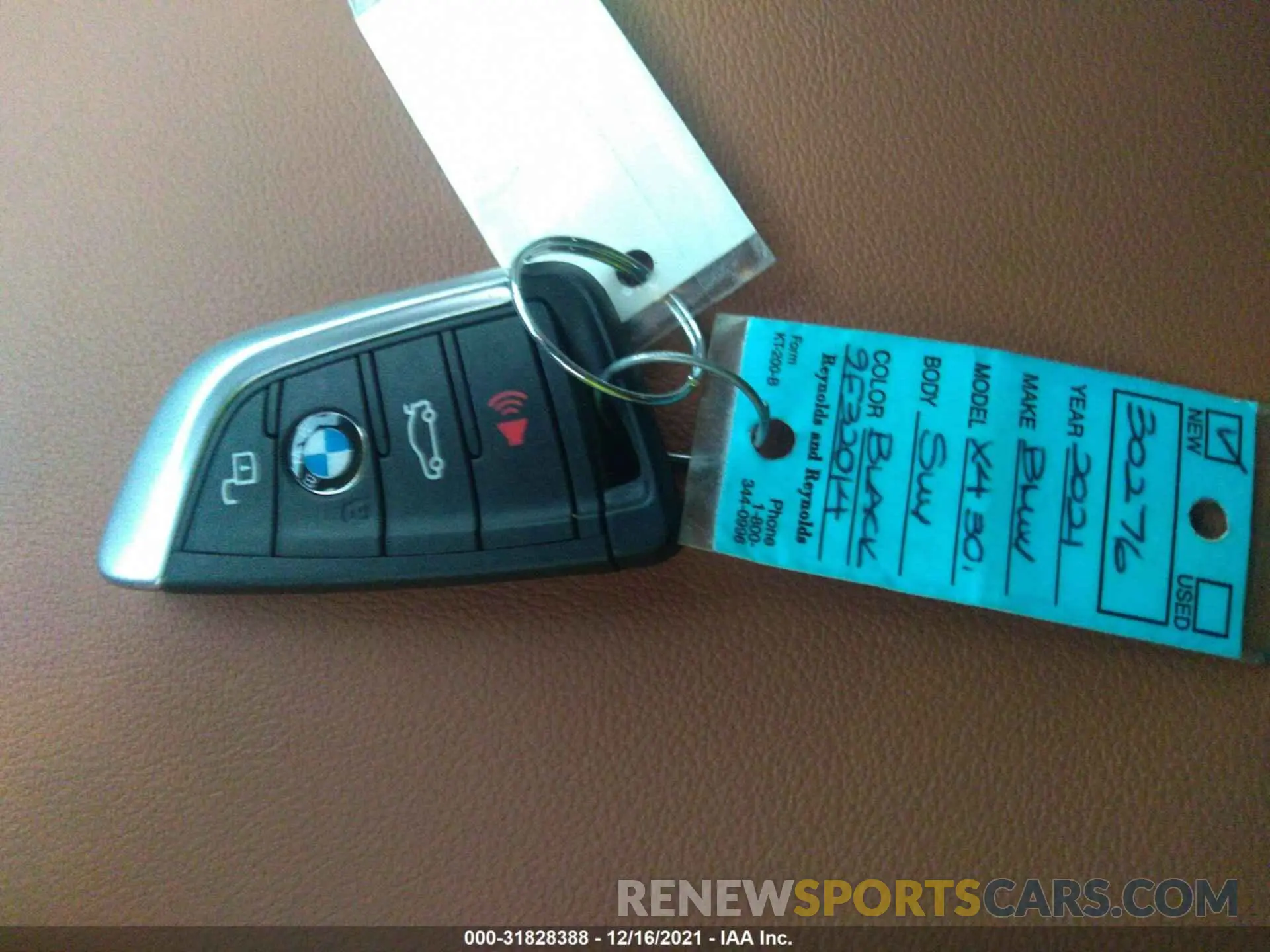 11 Photograph of a damaged car 5UX2V1C08M9F32014 BMW X4 2021