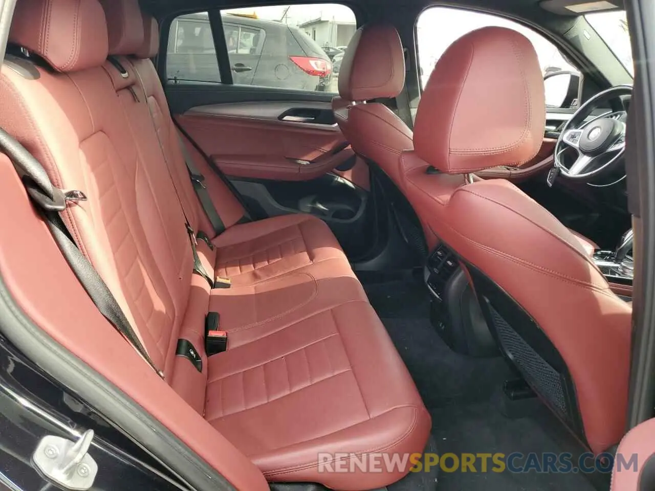 11 Photograph of a damaged car 5UX2V1C08M9H96852 BMW X4 2021