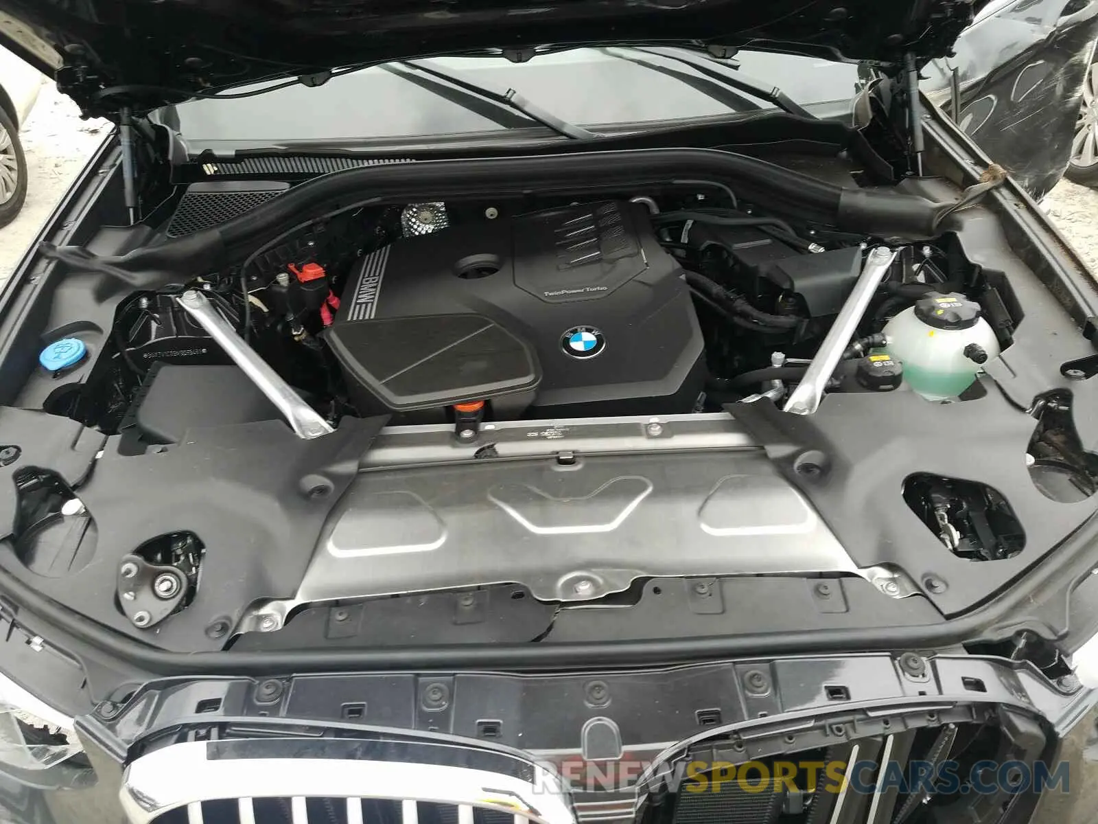 7 Photograph of a damaged car 5UX2V1C09M9D85461 BMW X4 2021