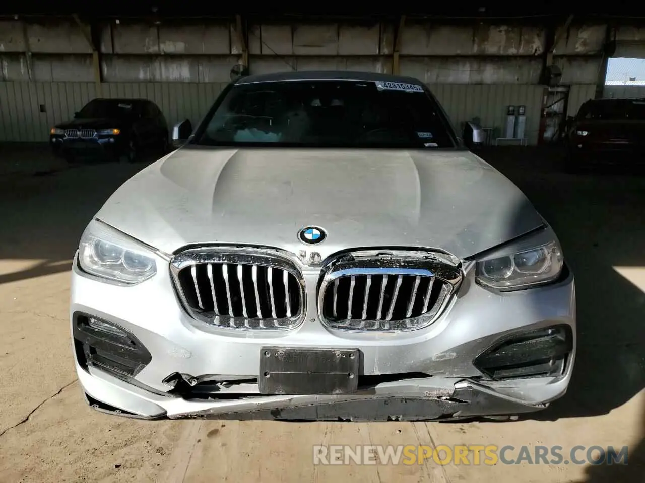 5 Photograph of a damaged car 5UX2V1C0XM9G92007 BMW X4 2021