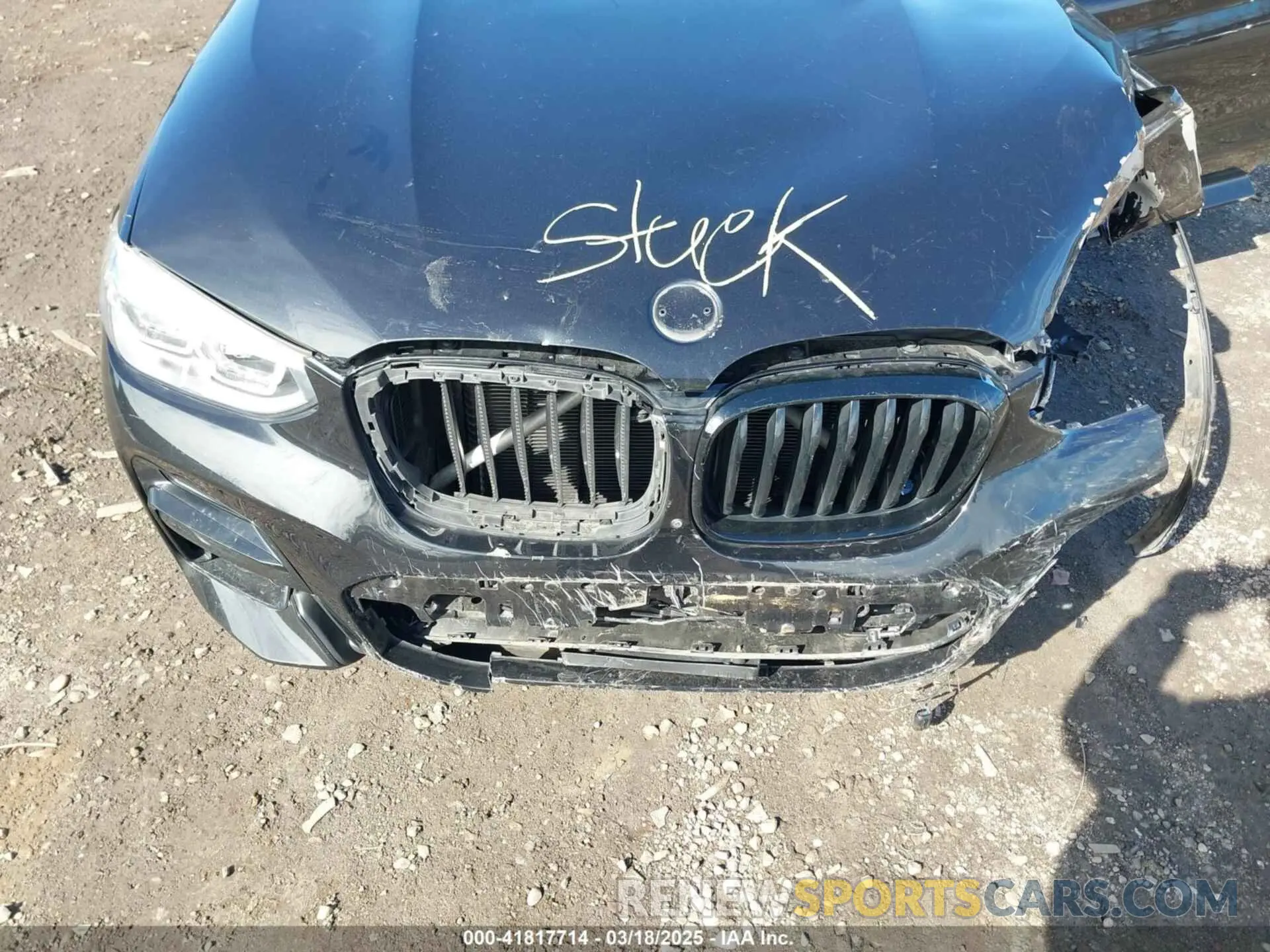 10 Photograph of a damaged car 5UX2V5C03M9H54824 BMW X4 2021