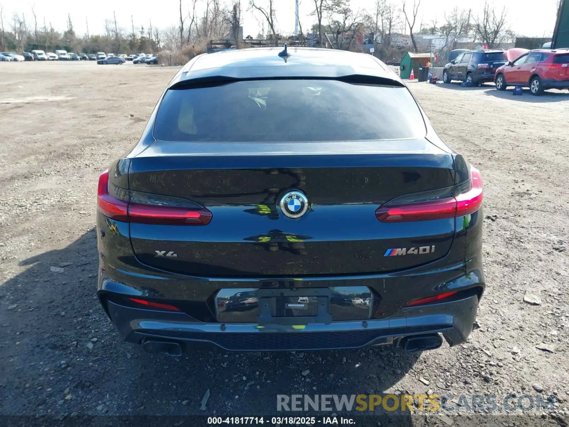 16 Photograph of a damaged car 5UX2V5C03M9H54824 BMW X4 2021
