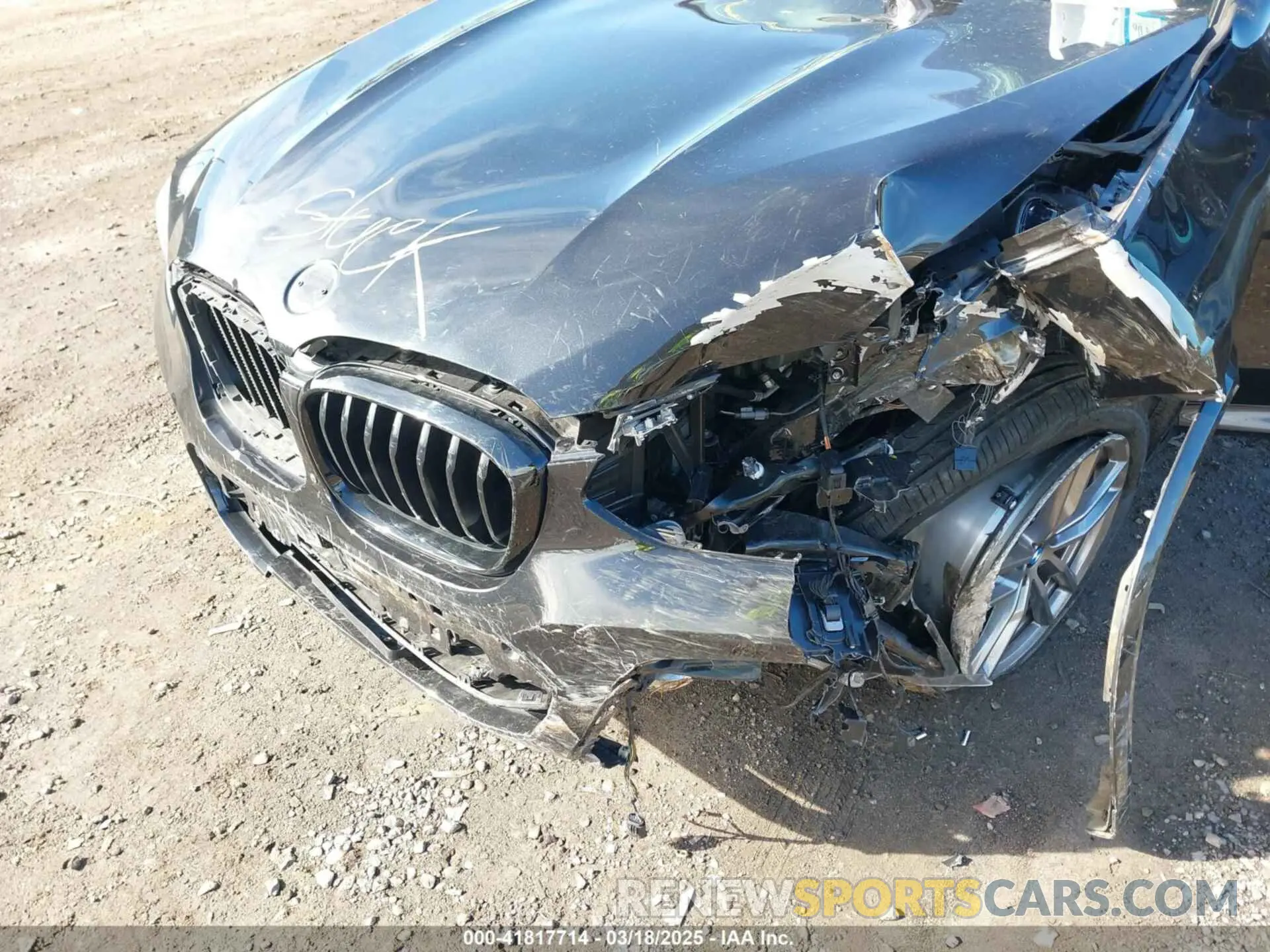 6 Photograph of a damaged car 5UX2V5C03M9H54824 BMW X4 2021