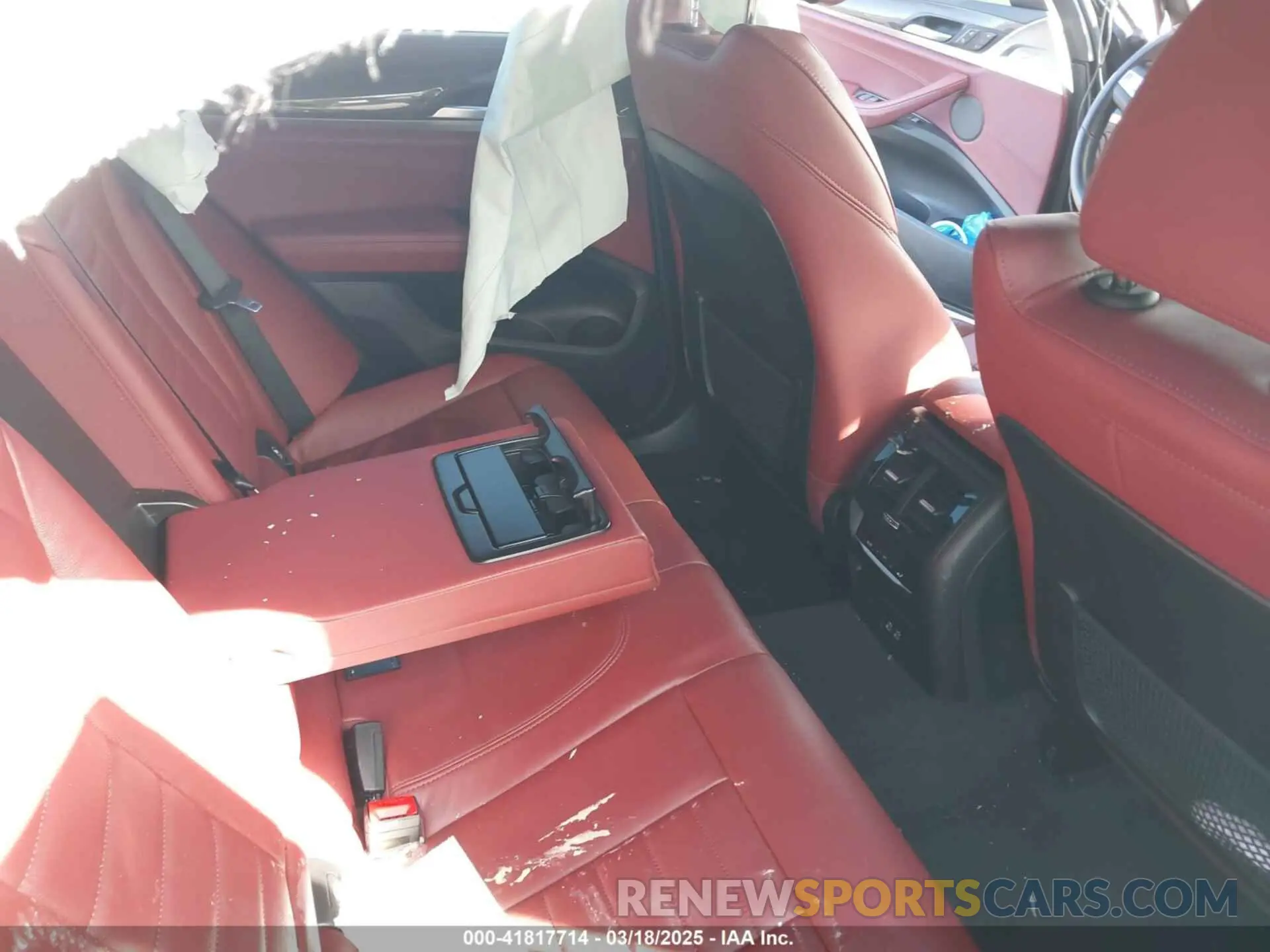 8 Photograph of a damaged car 5UX2V5C03M9H54824 BMW X4 2021