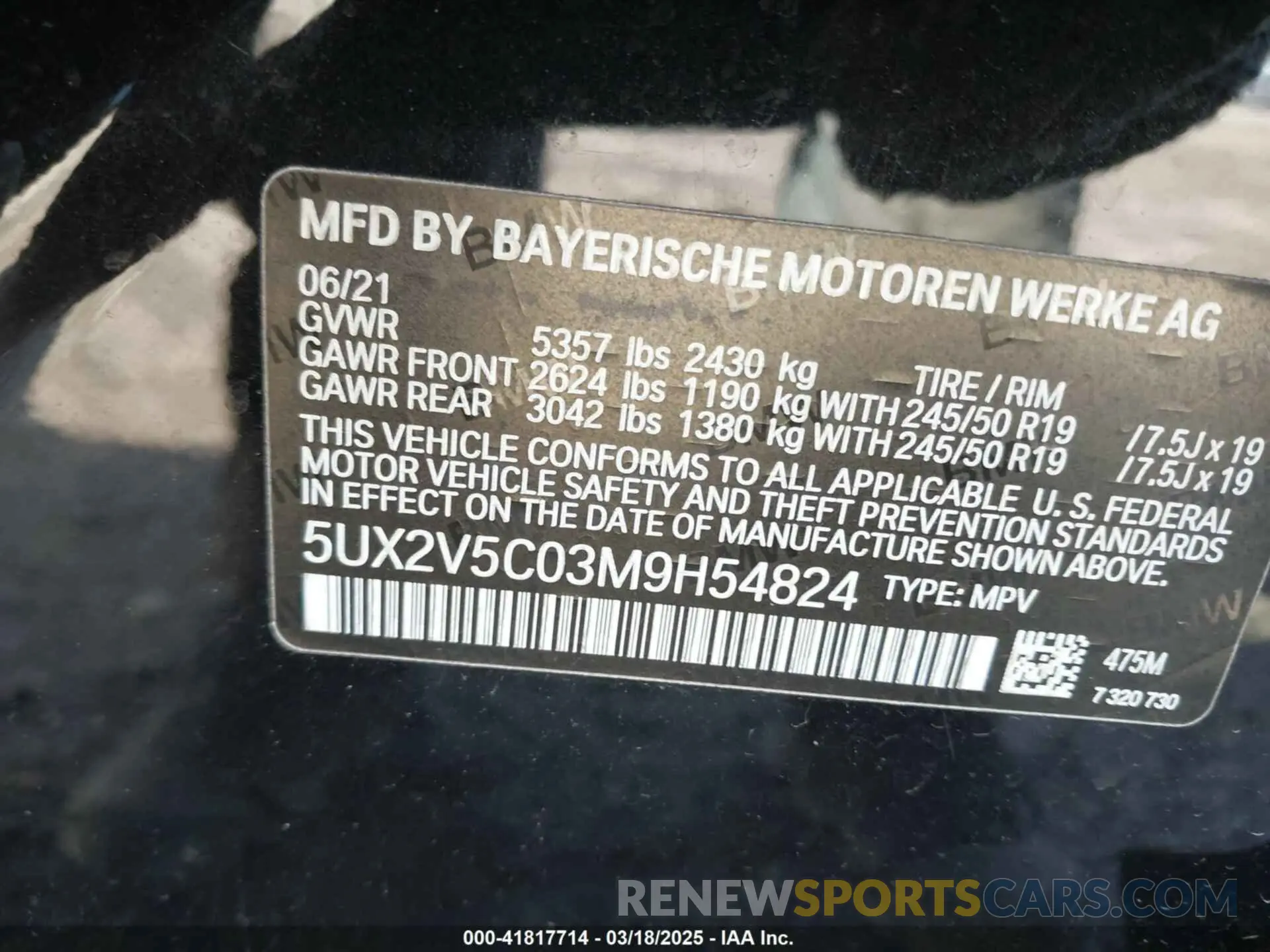 9 Photograph of a damaged car 5UX2V5C03M9H54824 BMW X4 2021