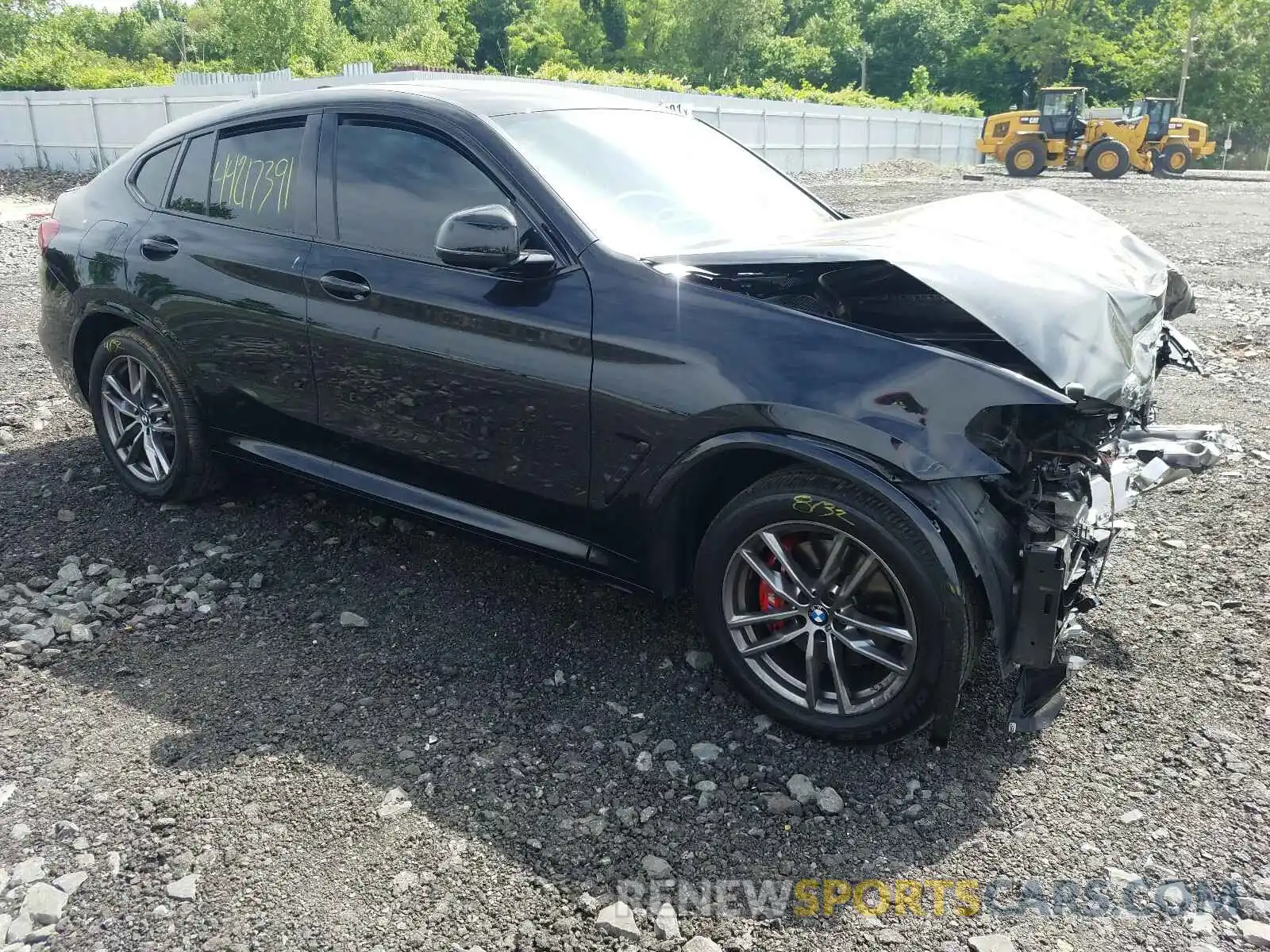 1 Photograph of a damaged car 5UX2V5C04M9E19782 BMW X4 2021