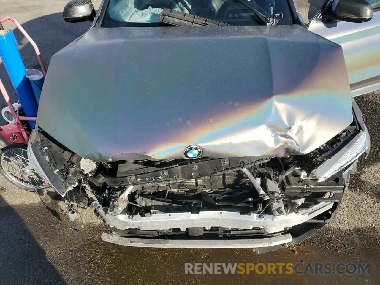 12 Photograph of a damaged car 5UX2V5C08M9F52562 BMW X4 2021