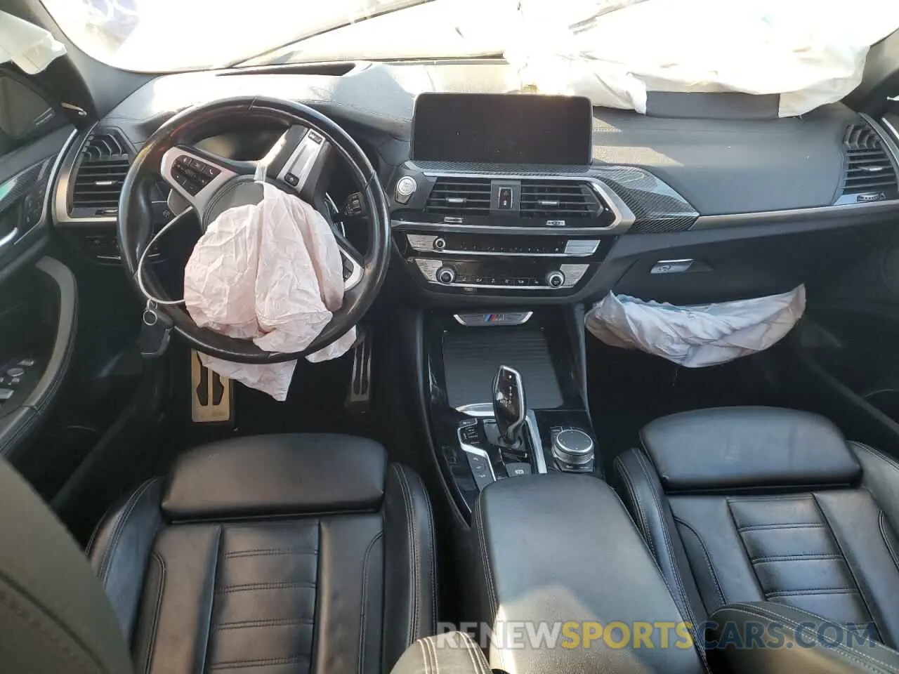 8 Photograph of a damaged car 5UX2V5C08M9F52562 BMW X4 2021