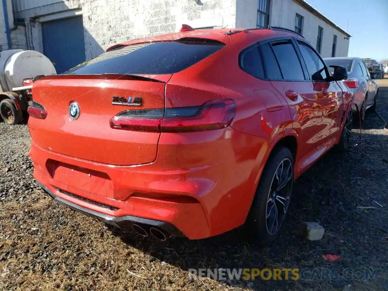 4 Photograph of a damaged car 5YMUJ0C03M9F29514 BMW X4 2021