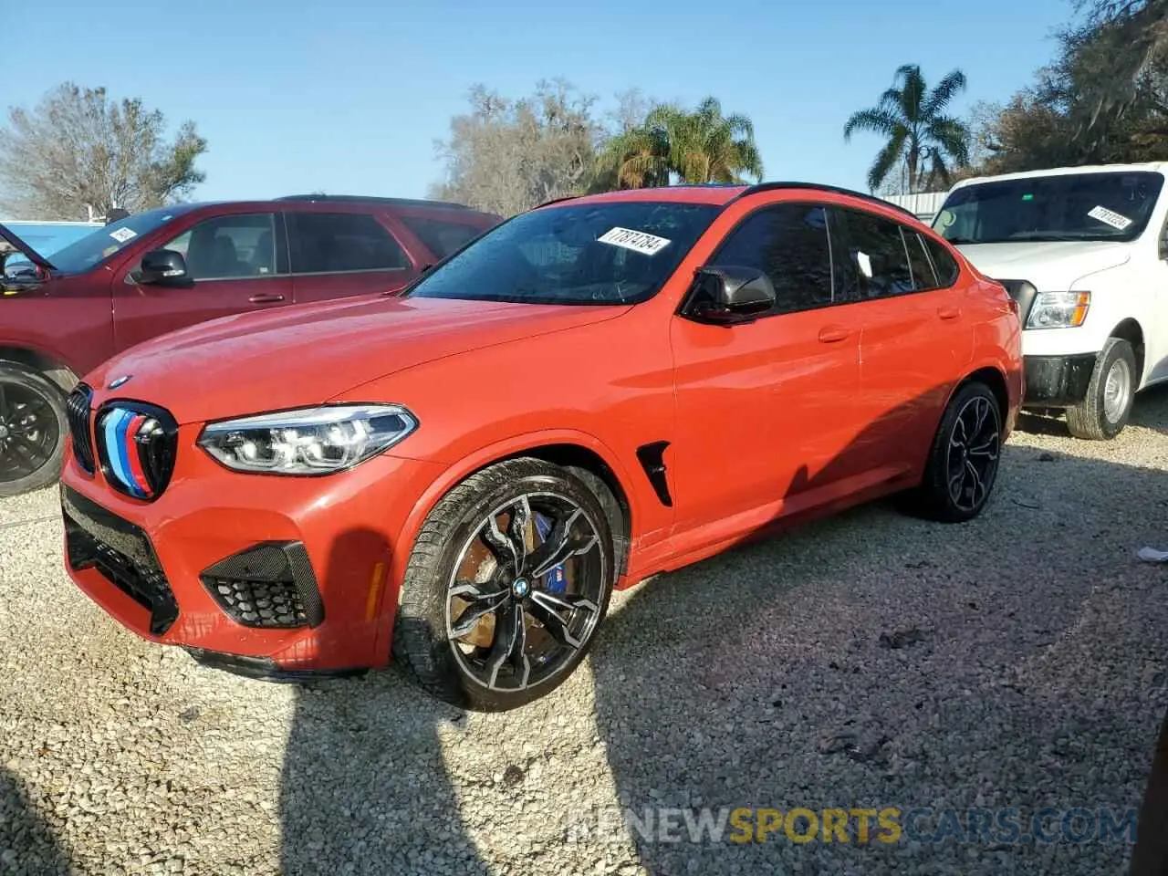 1 Photograph of a damaged car 5YMUJ0C05M9F82571 BMW X4 2021