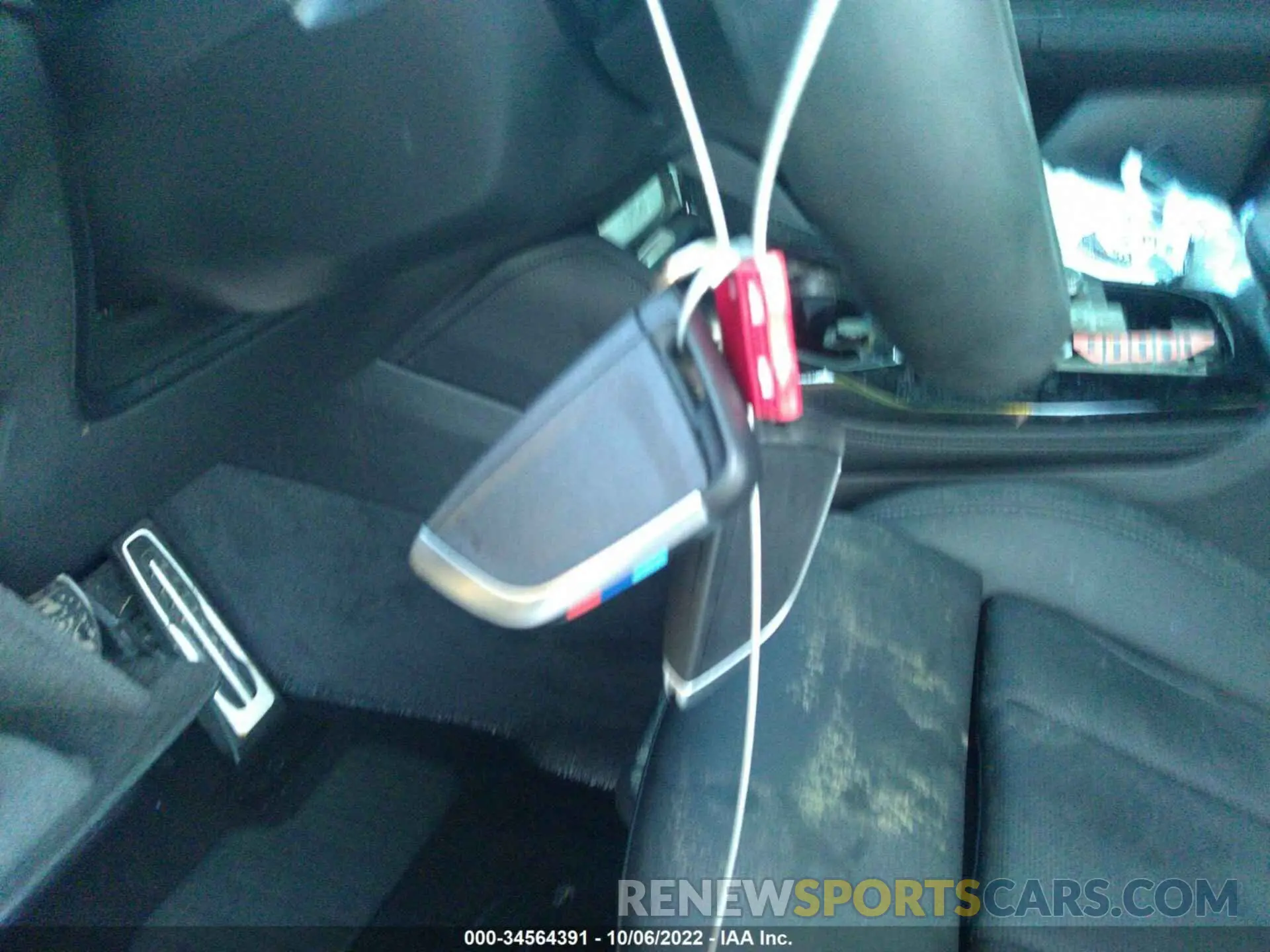 11 Photograph of a damaged car 5UX33DT00N9J60324 BMW X4 2022