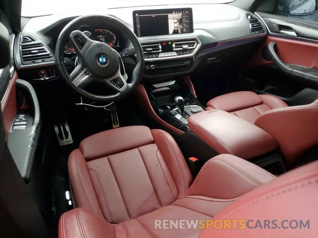8 Photograph of a damaged car 5UX33DT01N9K75935 BMW X4 2022