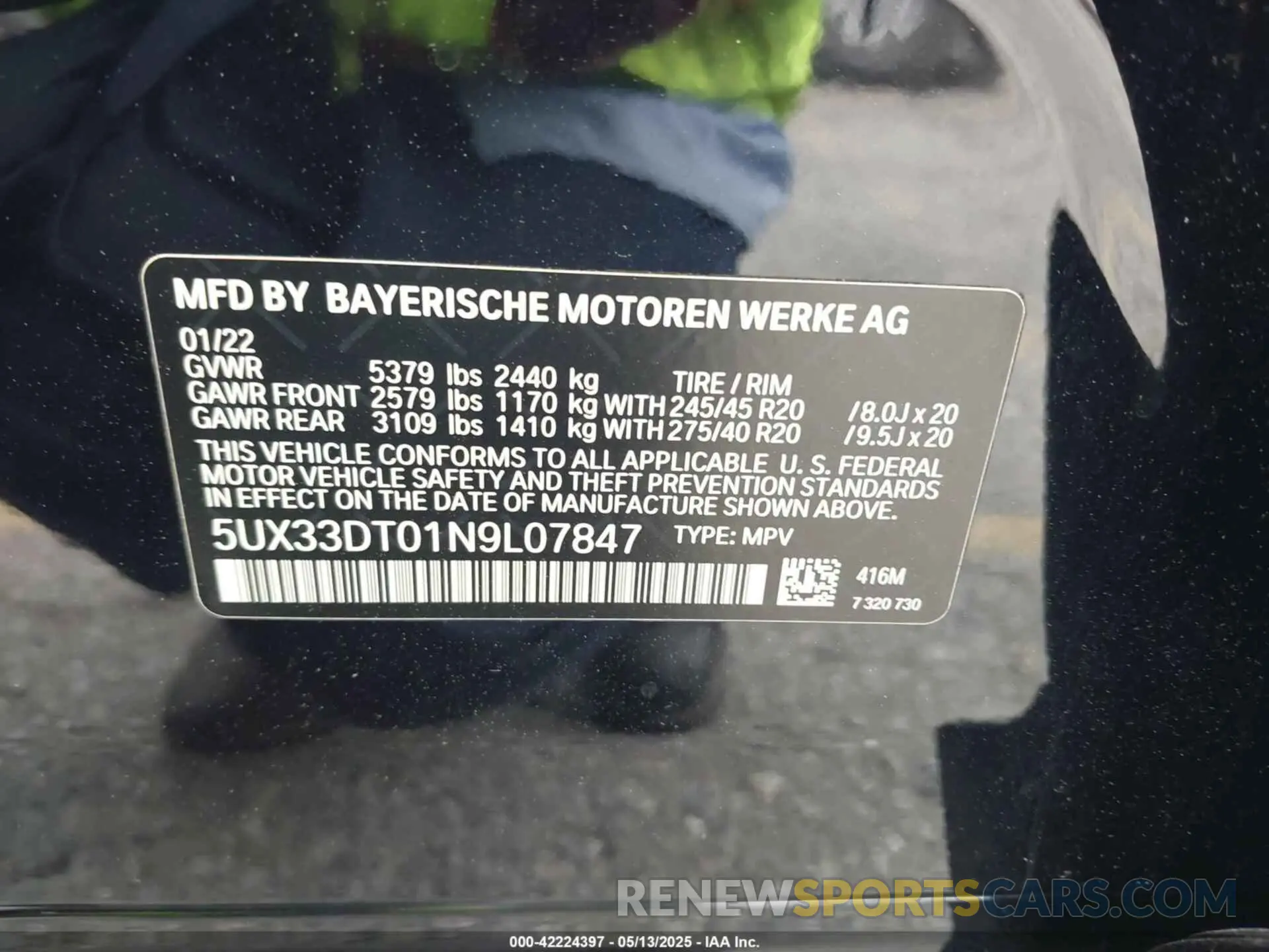 9 Photograph of a damaged car 5UX33DT01N9L07847 BMW X4 2022