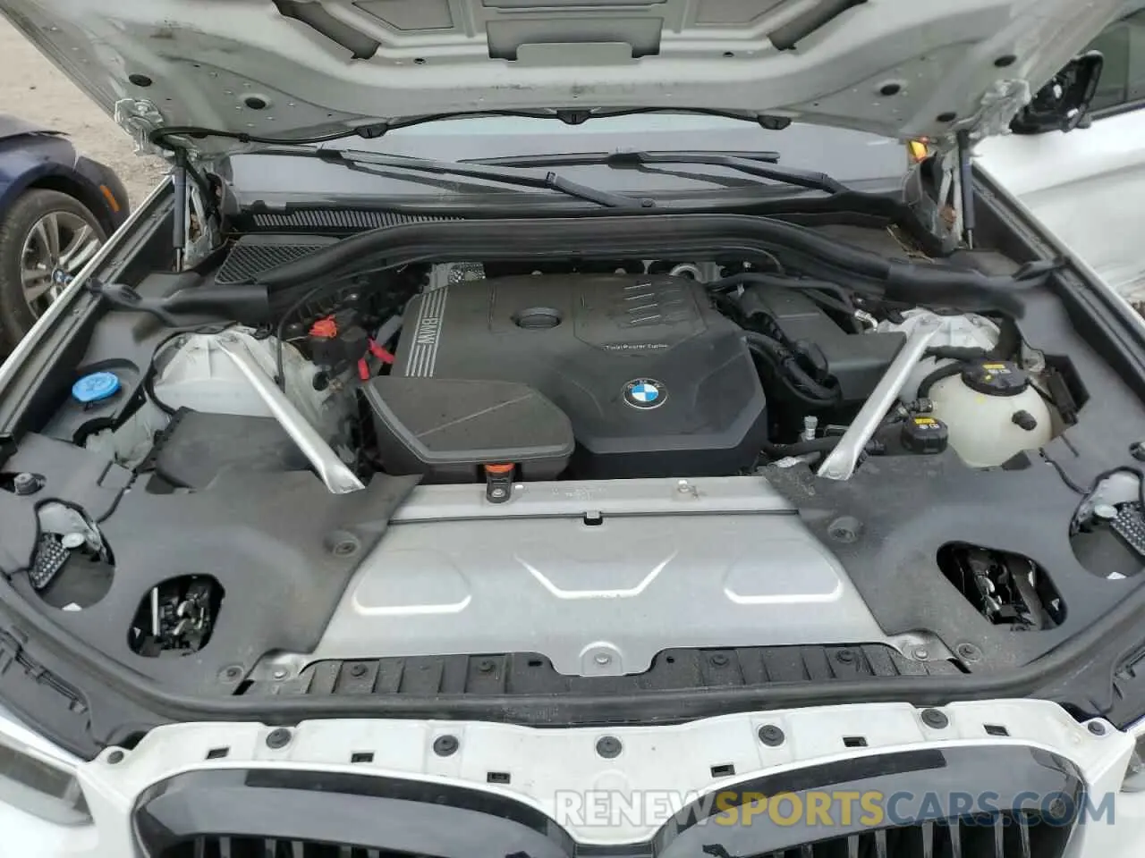 12 Photograph of a damaged car 5UX33DT03N9M03382 BMW X4 2022