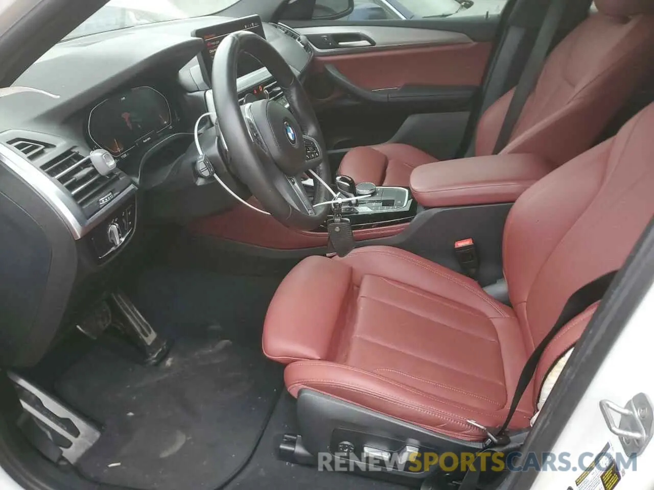7 Photograph of a damaged car 5UX33DT03N9M03382 BMW X4 2022
