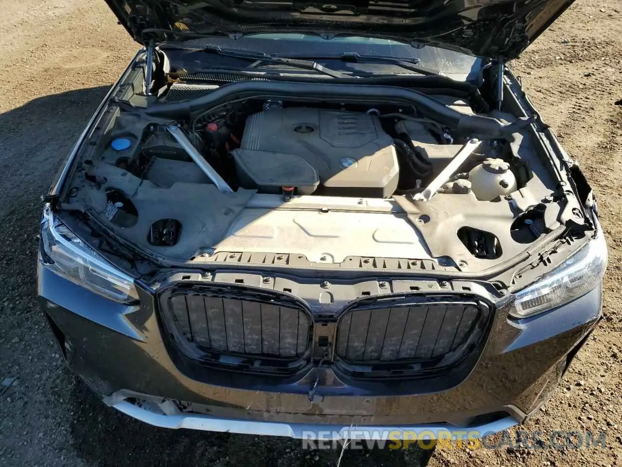 12 Photograph of a damaged car 5UX33DT04N9J71908 BMW X4 2022