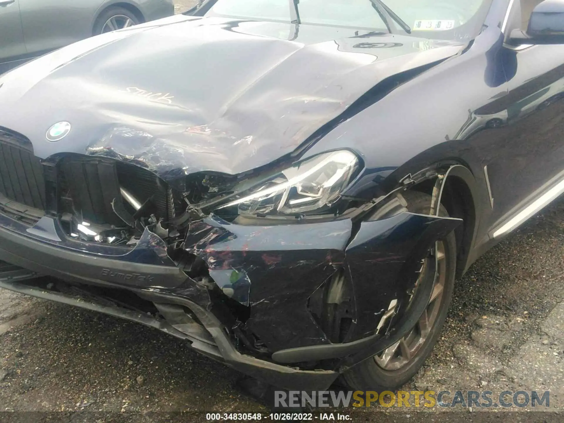 6 Photograph of a damaged car 5UX33DT04N9M15380 BMW X4 2022