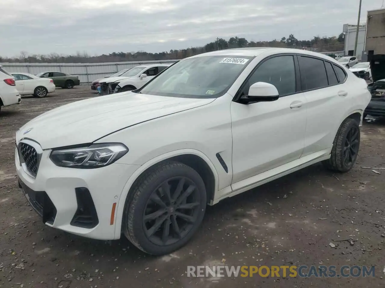 1 Photograph of a damaged car 5UX33DT05N9K06987 BMW X4 2022