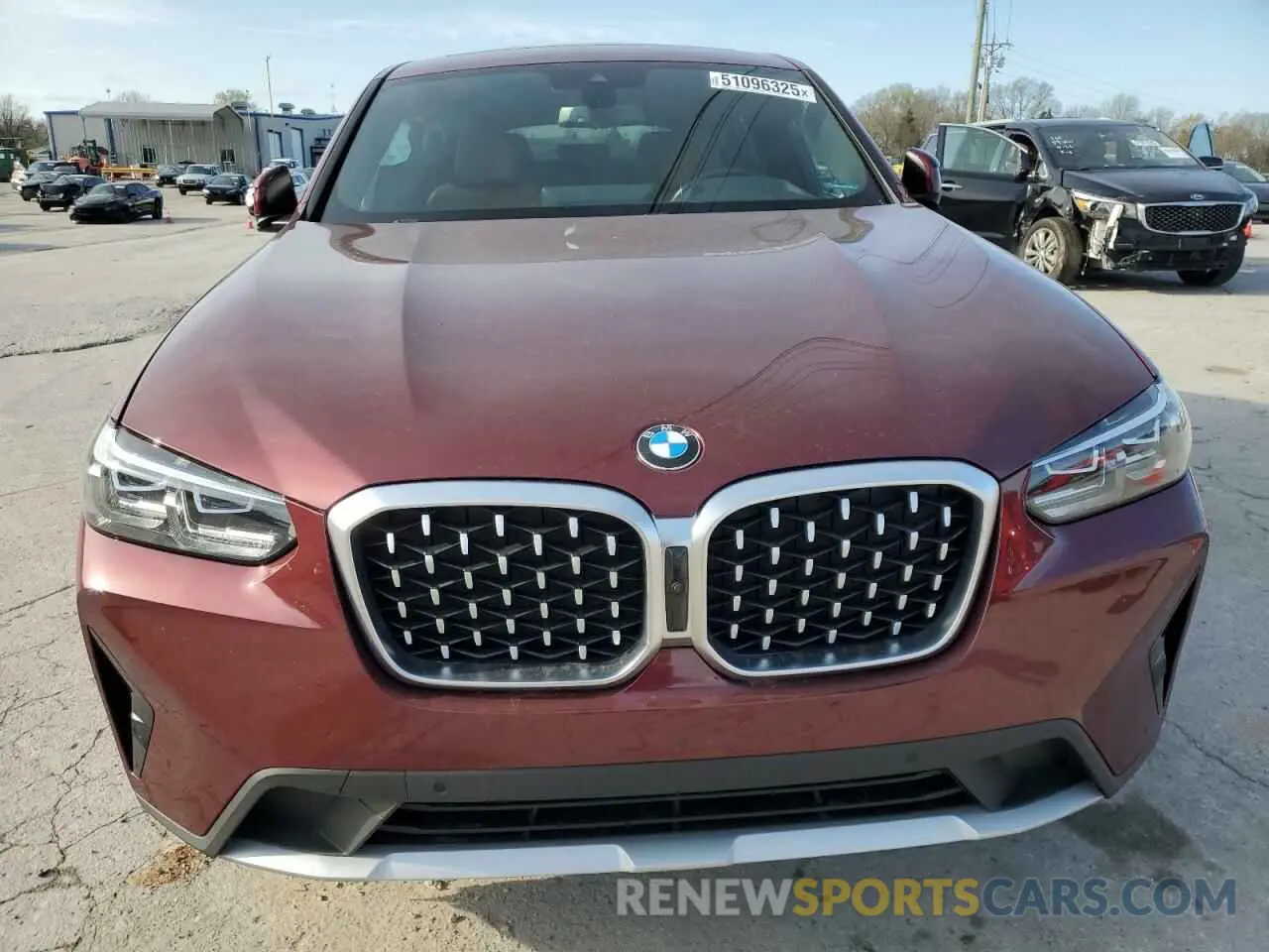 5 Photograph of a damaged car 5UX33DT05N9K73718 BMW X4 2022