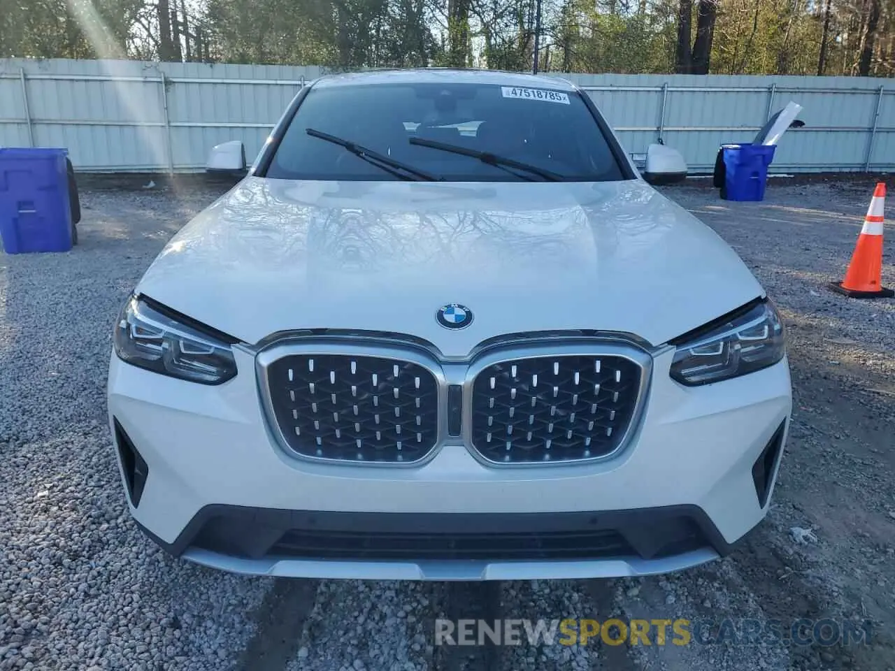 5 Photograph of a damaged car 5UX33DT06N9K82587 BMW X4 2022