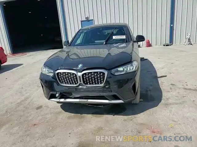 11 Photograph of a damaged car 5UX33DT07N9K88057 BMW X4 2022