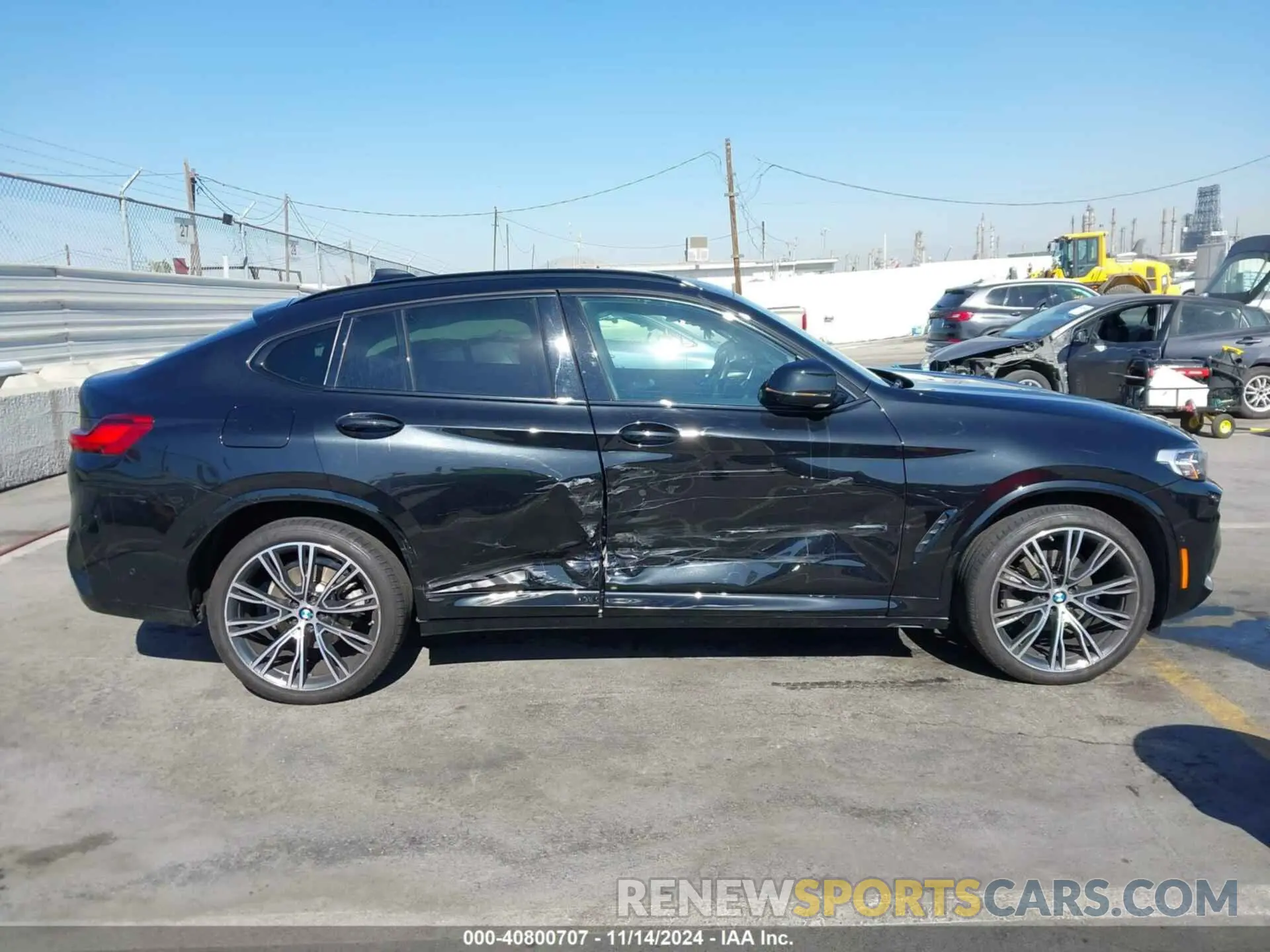 12 Photograph of a damaged car 5UX33DT07N9L78311 BMW X4 2022