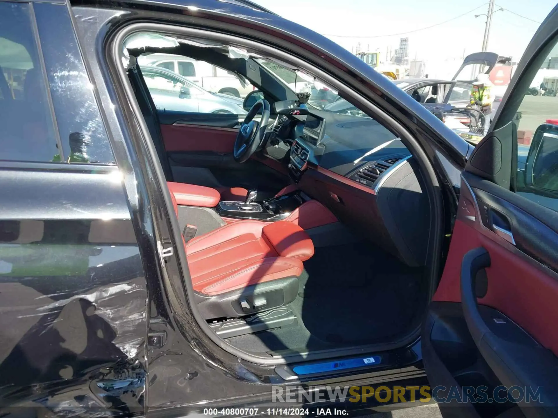 5 Photograph of a damaged car 5UX33DT07N9L78311 BMW X4 2022