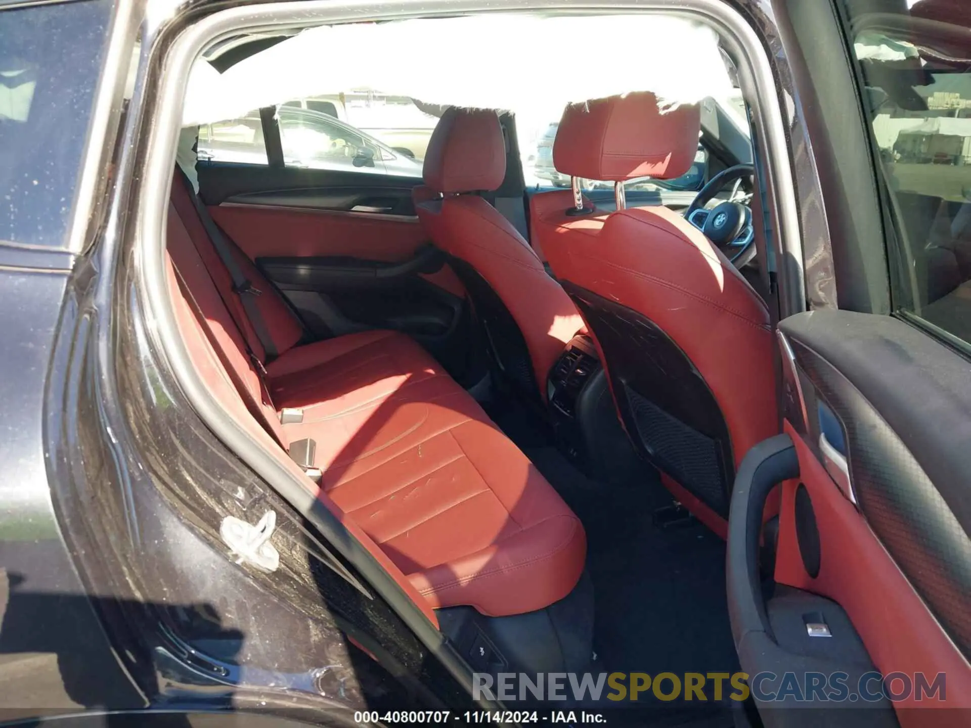 8 Photograph of a damaged car 5UX33DT07N9L78311 BMW X4 2022