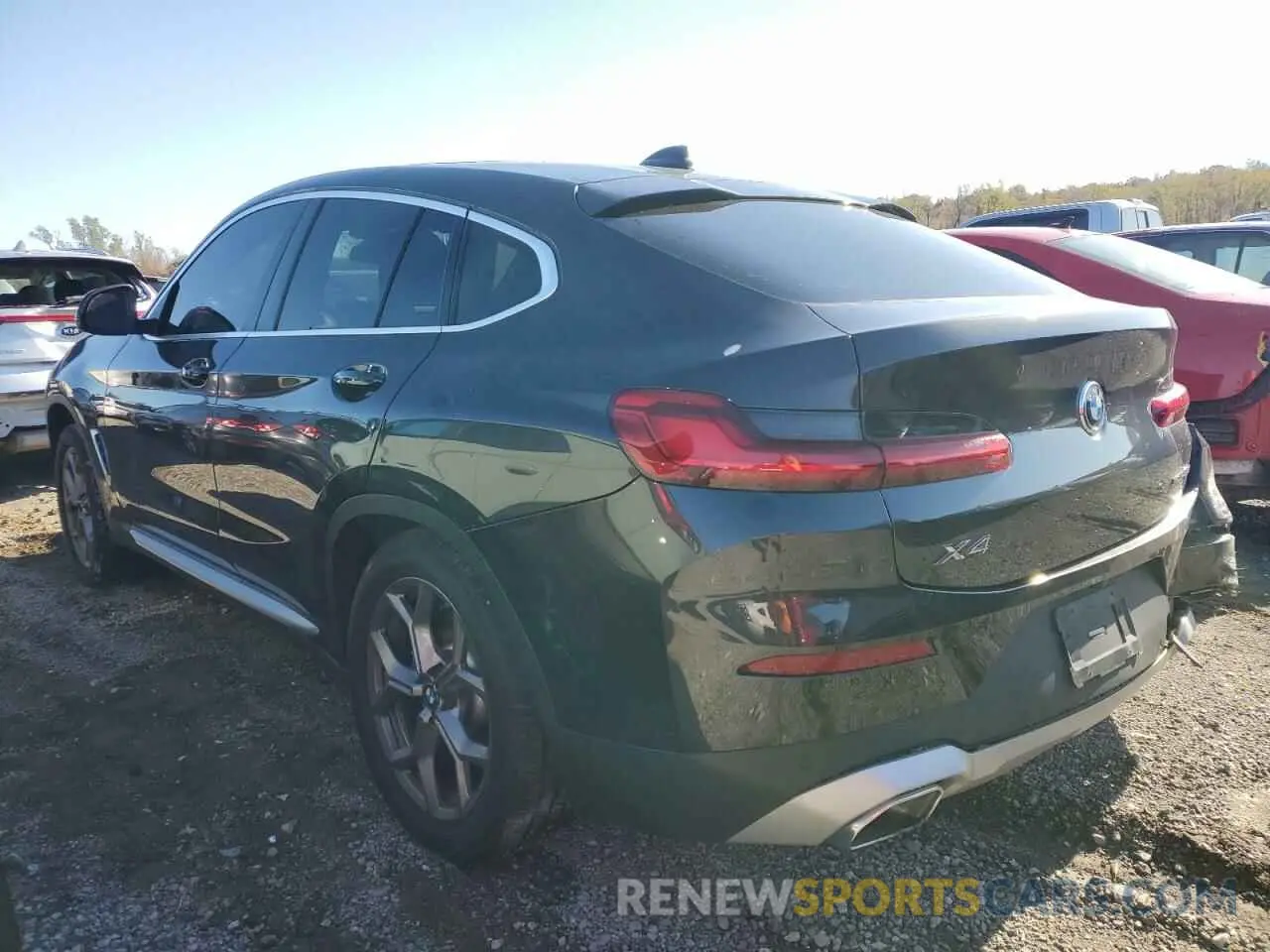 2 Photograph of a damaged car 5UX33DT09N9M87076 BMW X4 2022
