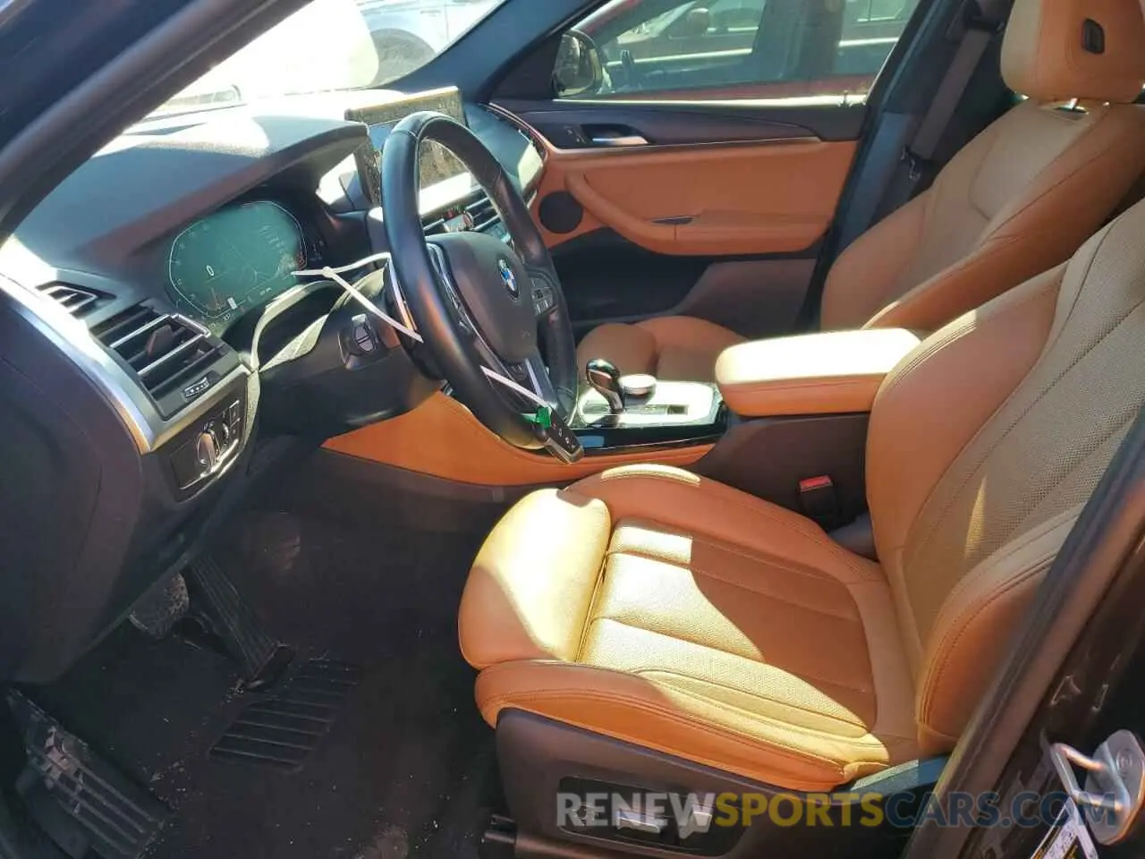 7 Photograph of a damaged car 5UX33DT09N9M87076 BMW X4 2022