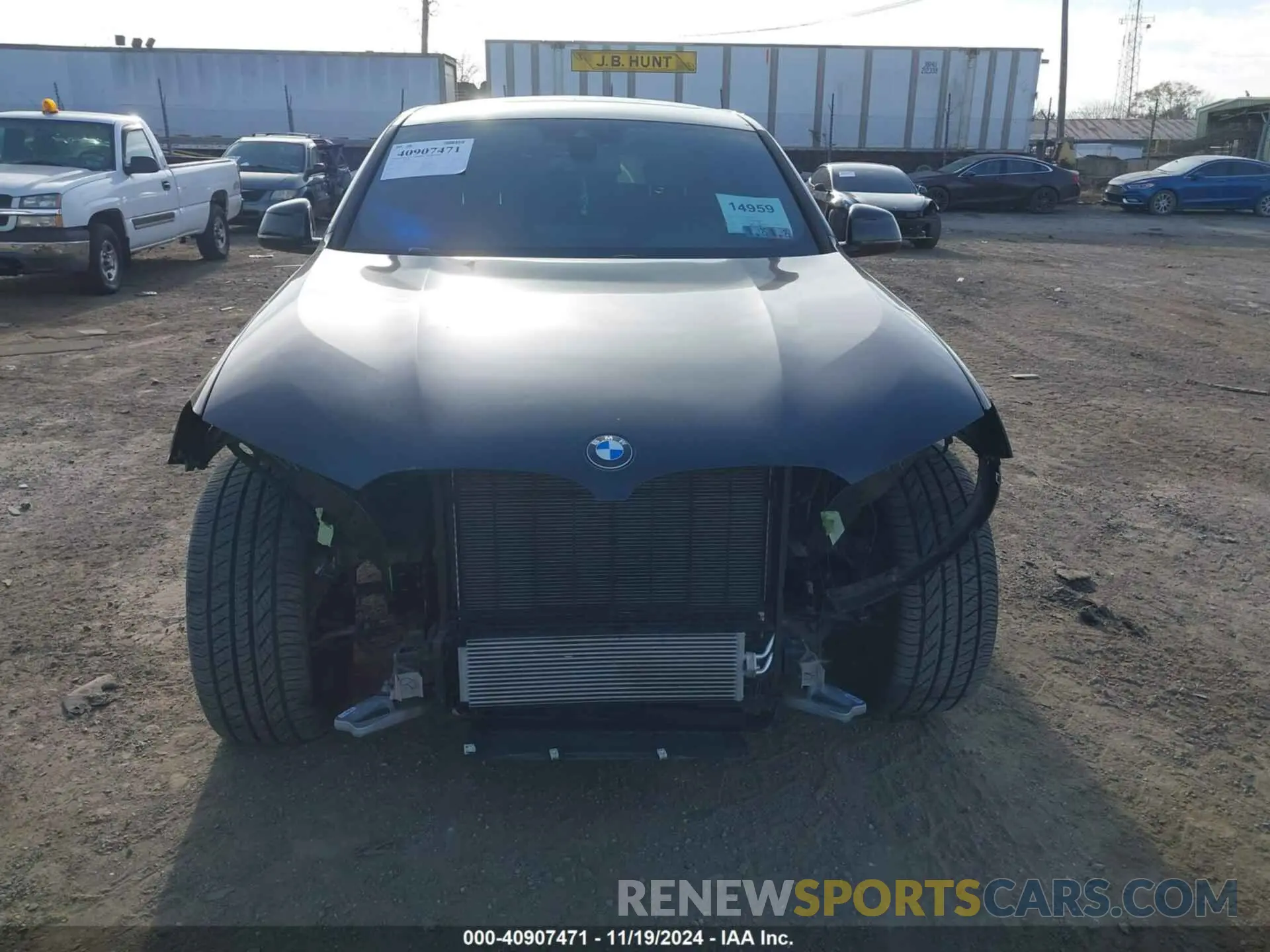 12 Photograph of a damaged car 5UX33DT0XN9L12528 BMW X4 2022
