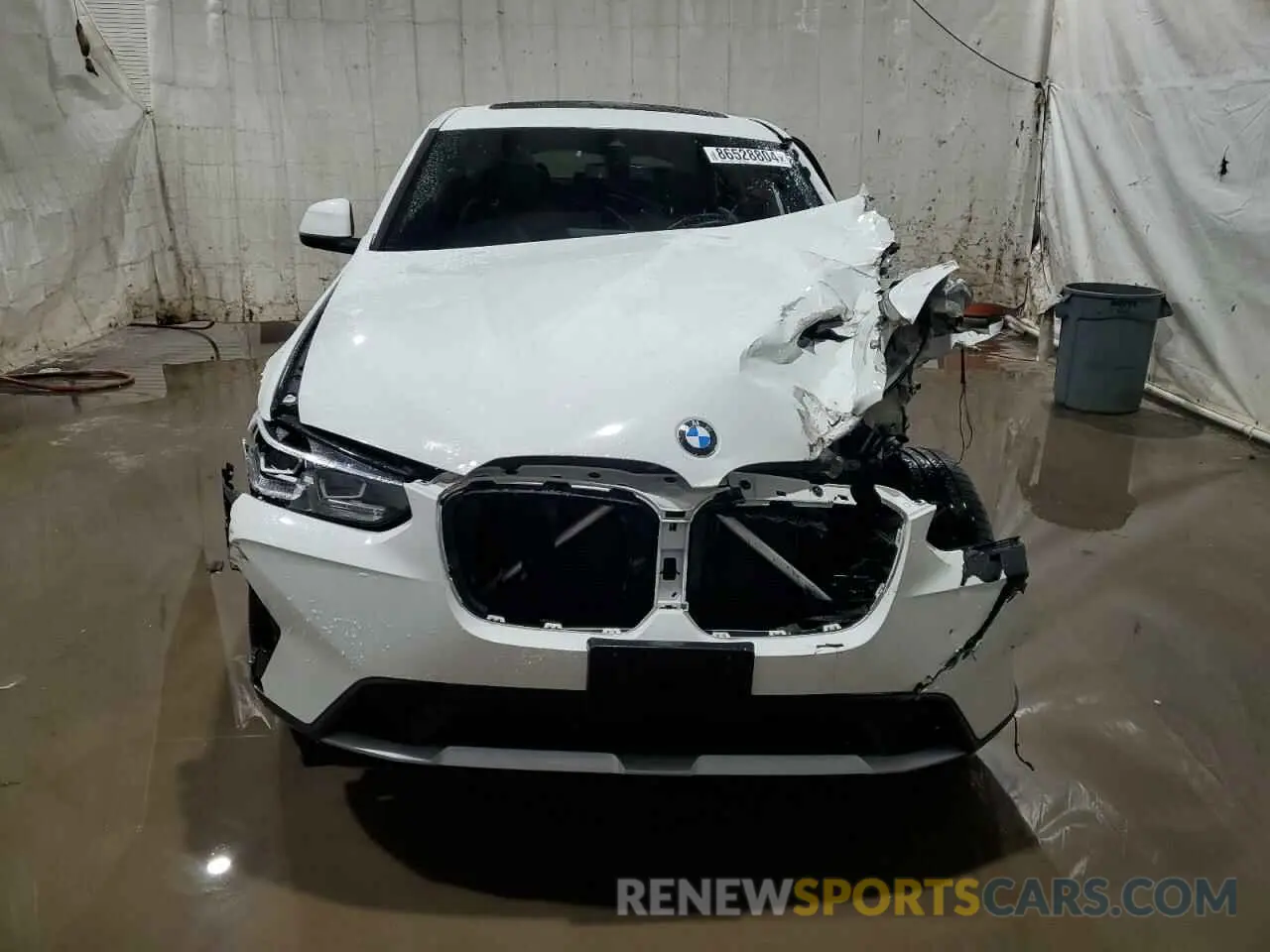 5 Photograph of a damaged car 5UX33DT0XN9N03544 BMW X4 2022