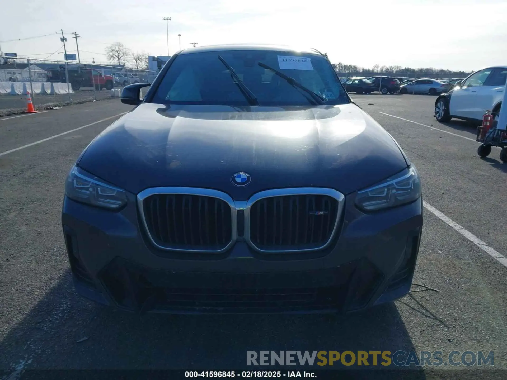 11 Photograph of a damaged car 5UX43DT00N9K32112 BMW X4 2022