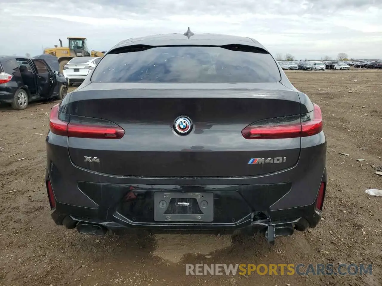 6 Photograph of a damaged car 5UX43DT03N9M49167 BMW X4 2022