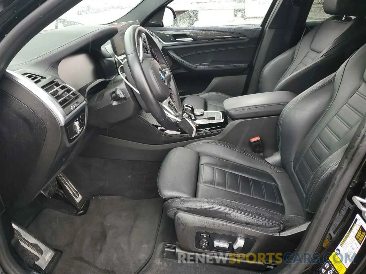 7 Photograph of a damaged car 5UX43DT06N9J88181 BMW X4 2022