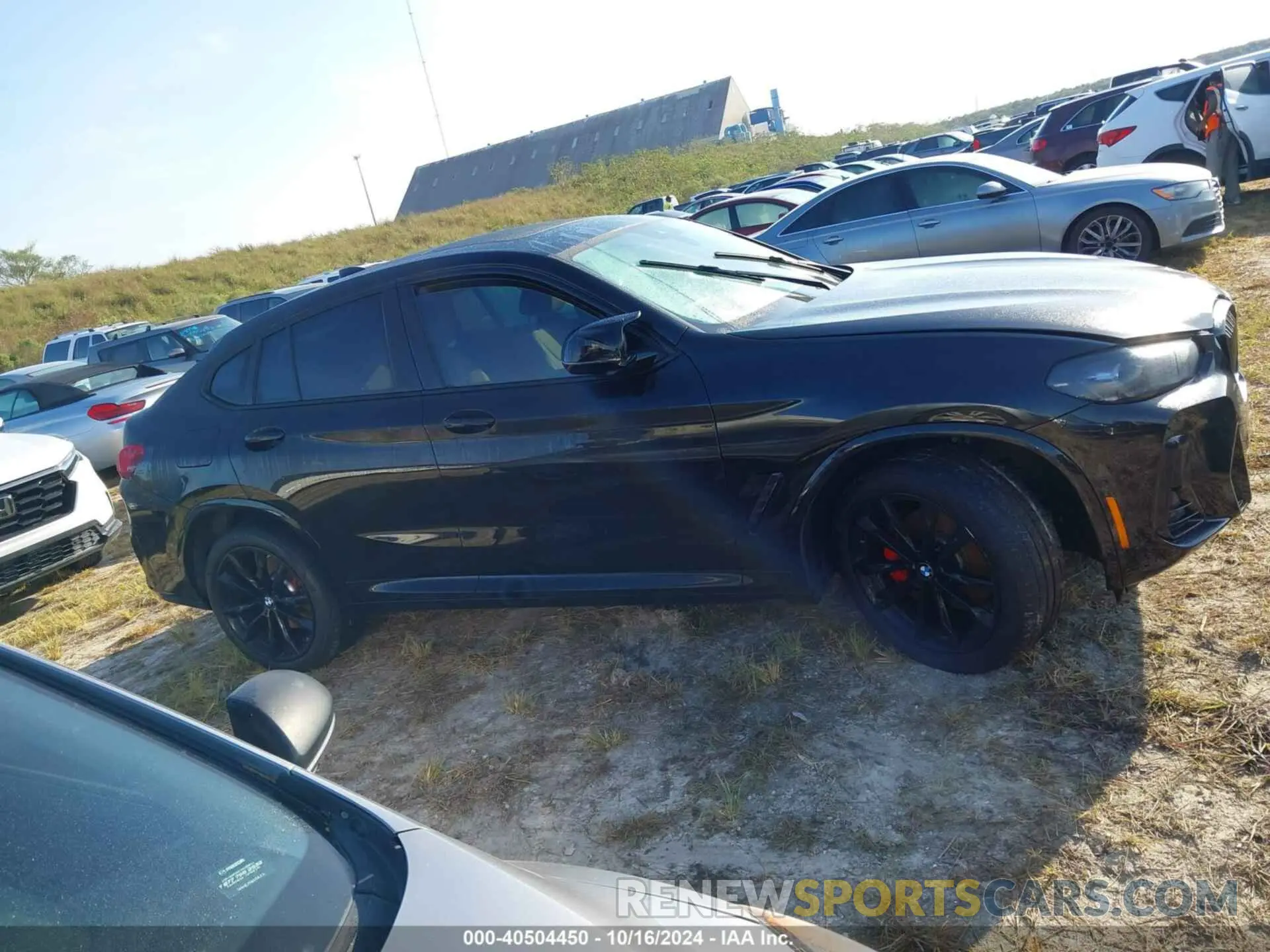 13 Photograph of a damaged car 5UX43DT07N9K41549 BMW X4 2022