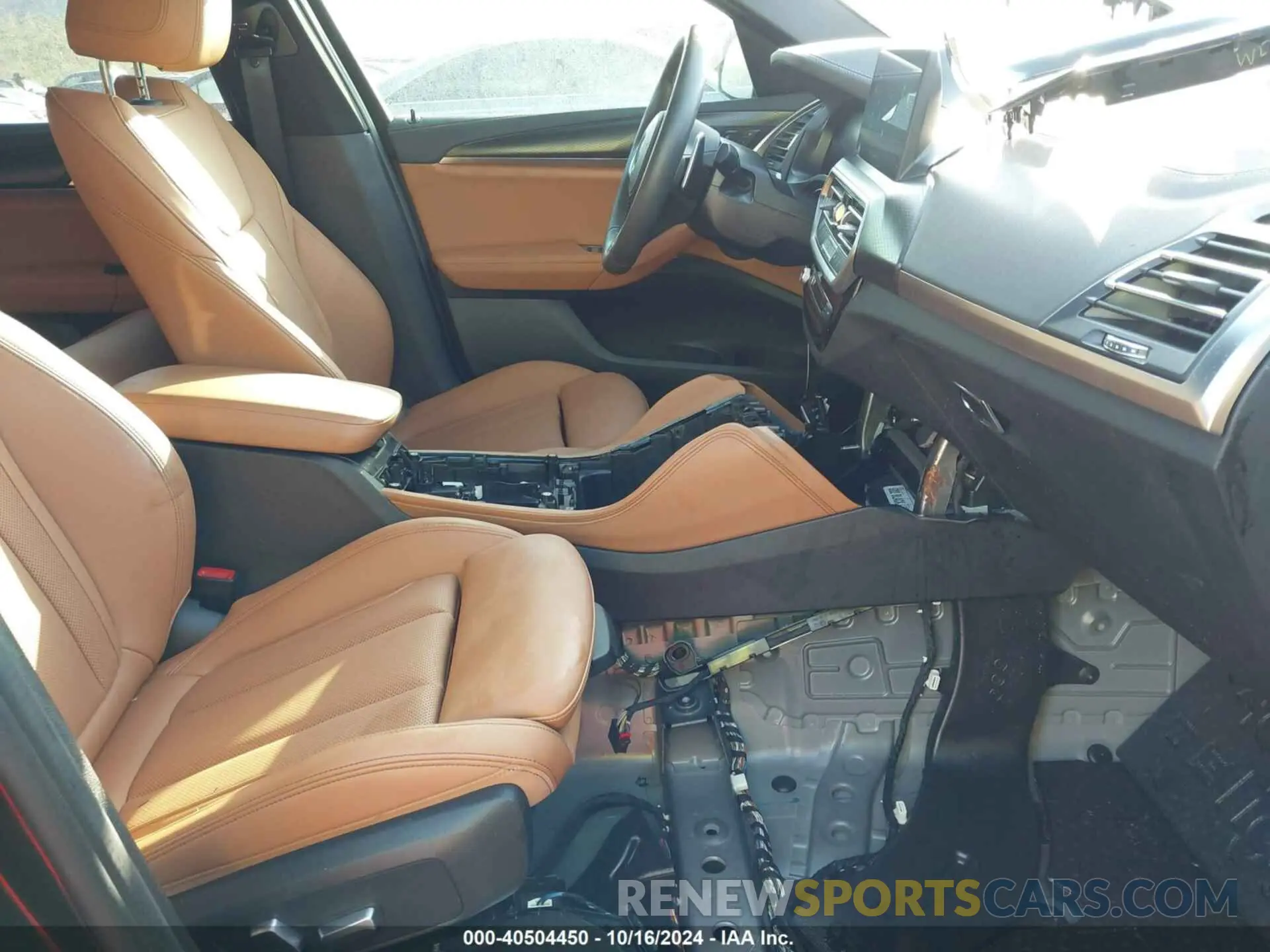 5 Photograph of a damaged car 5UX43DT07N9K41549 BMW X4 2022