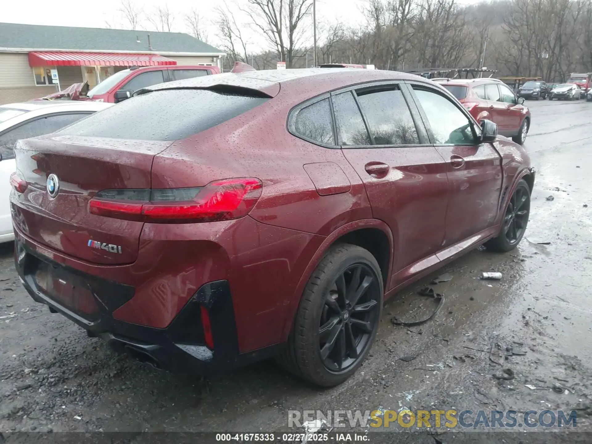 4 Photograph of a damaged car 5UX43DT09N9J96761 BMW X4 2022