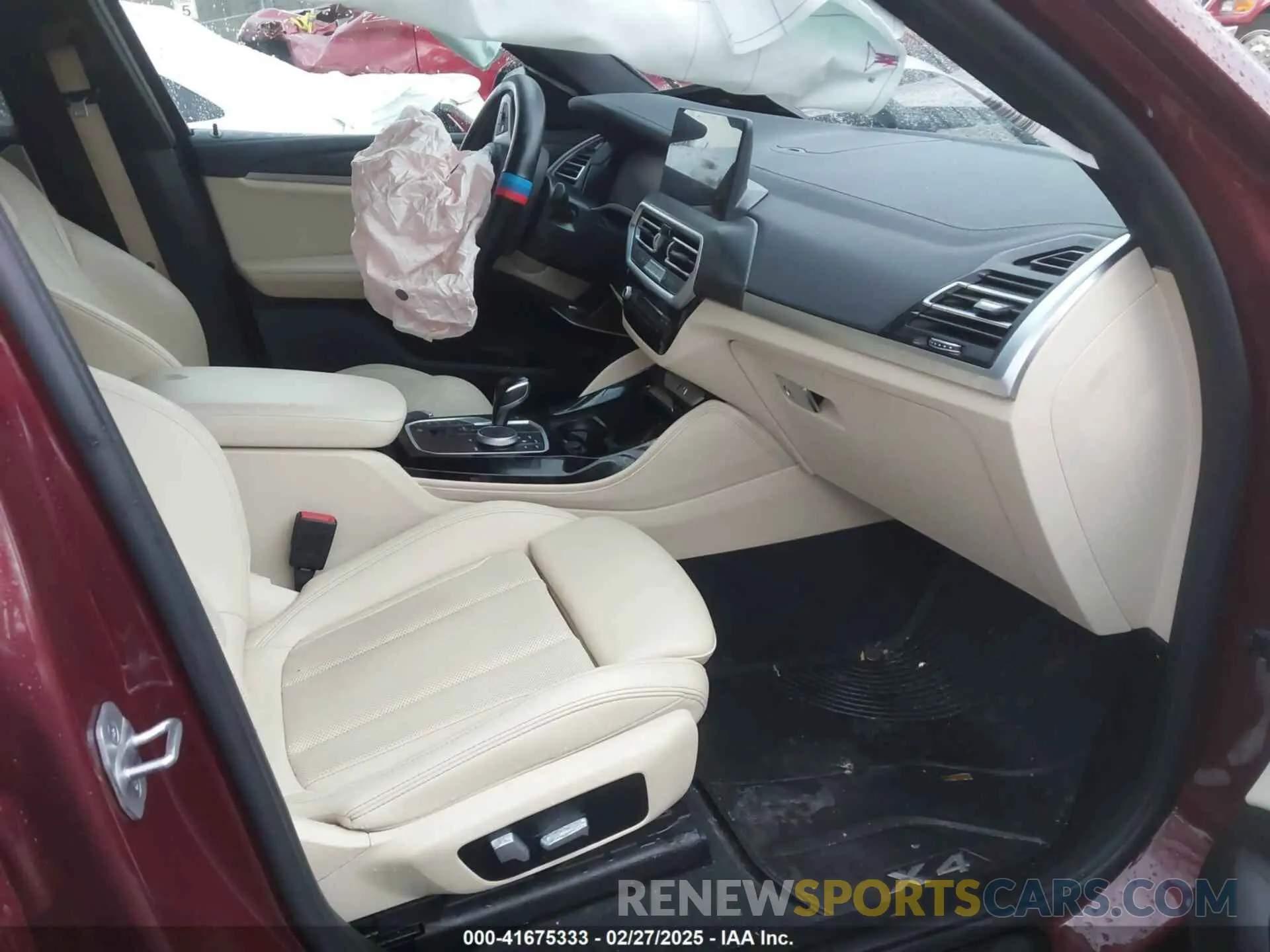 5 Photograph of a damaged car 5UX43DT09N9J96761 BMW X4 2022