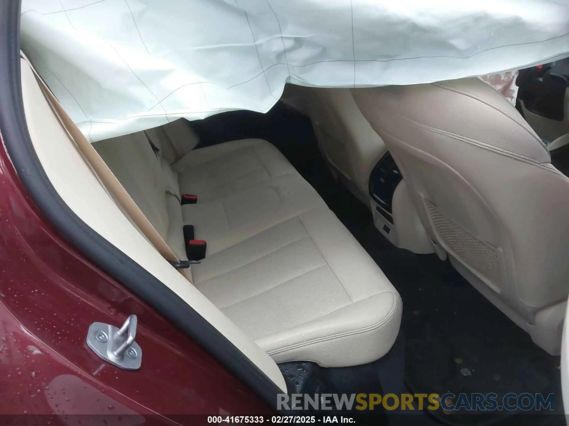 8 Photograph of a damaged car 5UX43DT09N9J96761 BMW X4 2022