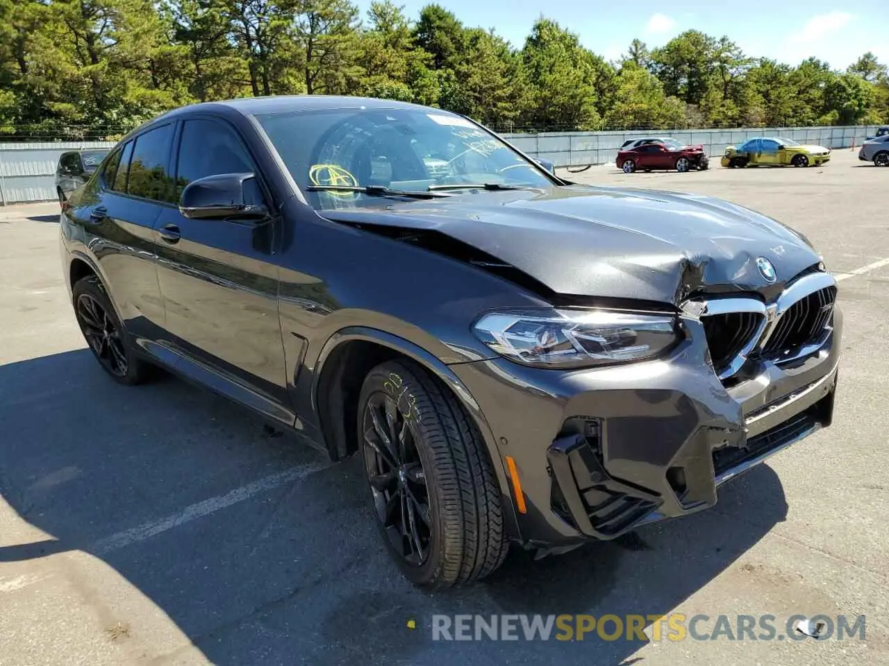 1 Photograph of a damaged car 5UX43DT09N9K26387 BMW X4 2022