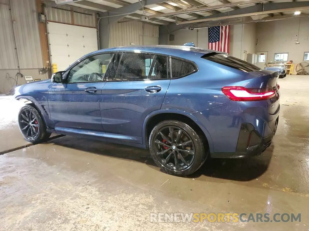 2 Photograph of a damaged car 5UX43DT0XN9K62900 BMW X4 2022