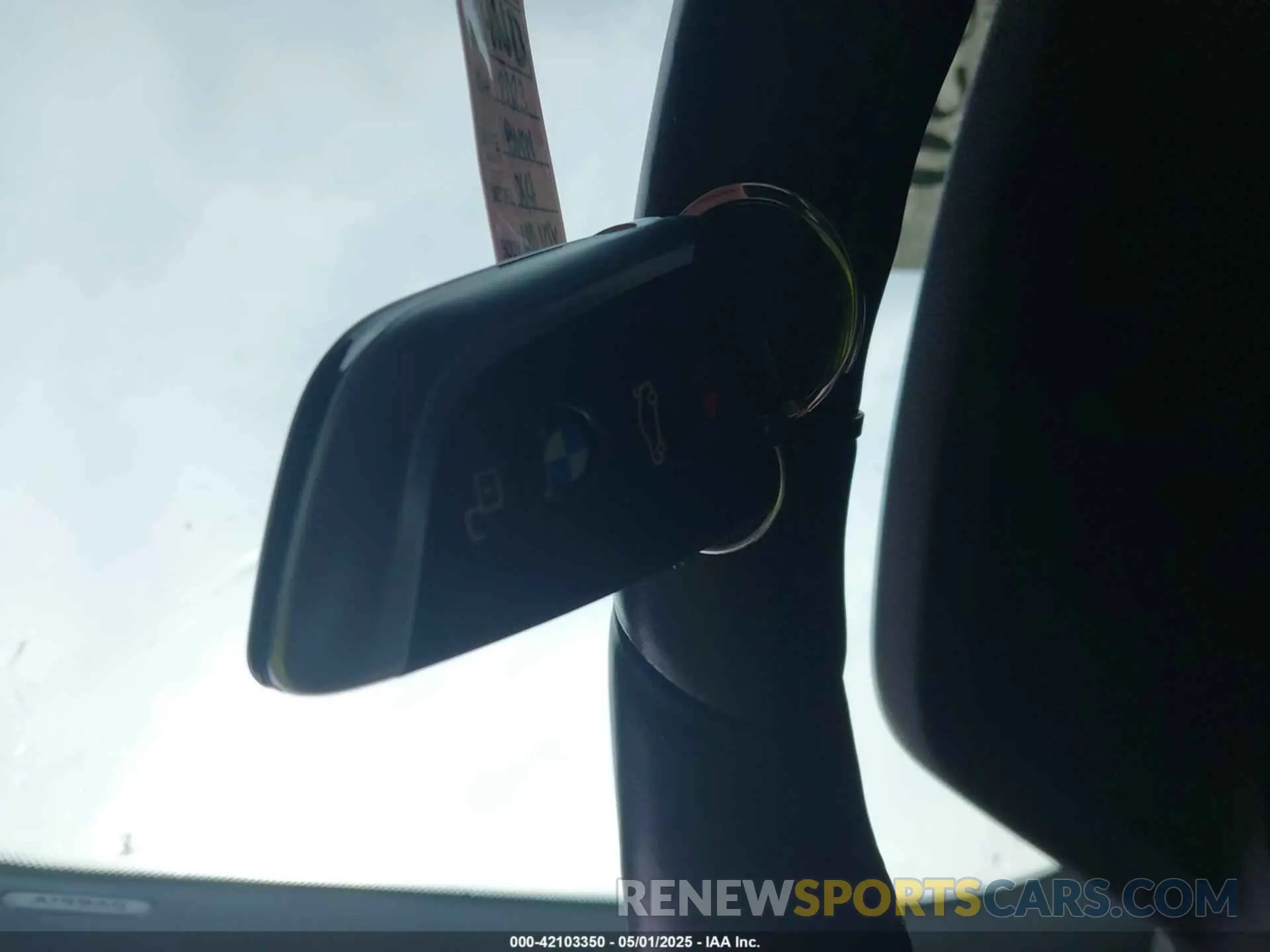 11 Photograph of a damaged car 5UX33DT01P9N66552 BMW X4 2023