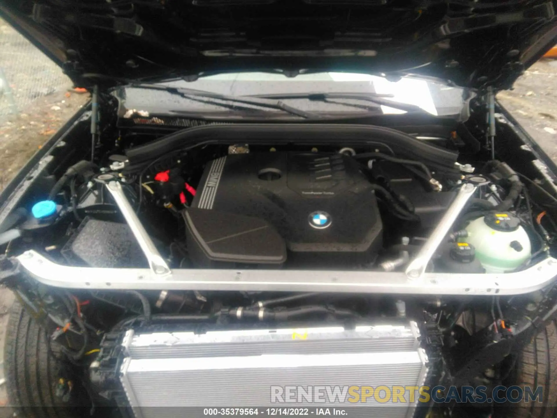 10 Photograph of a damaged car 5UX33DT04P9N66691 BMW X4 2023