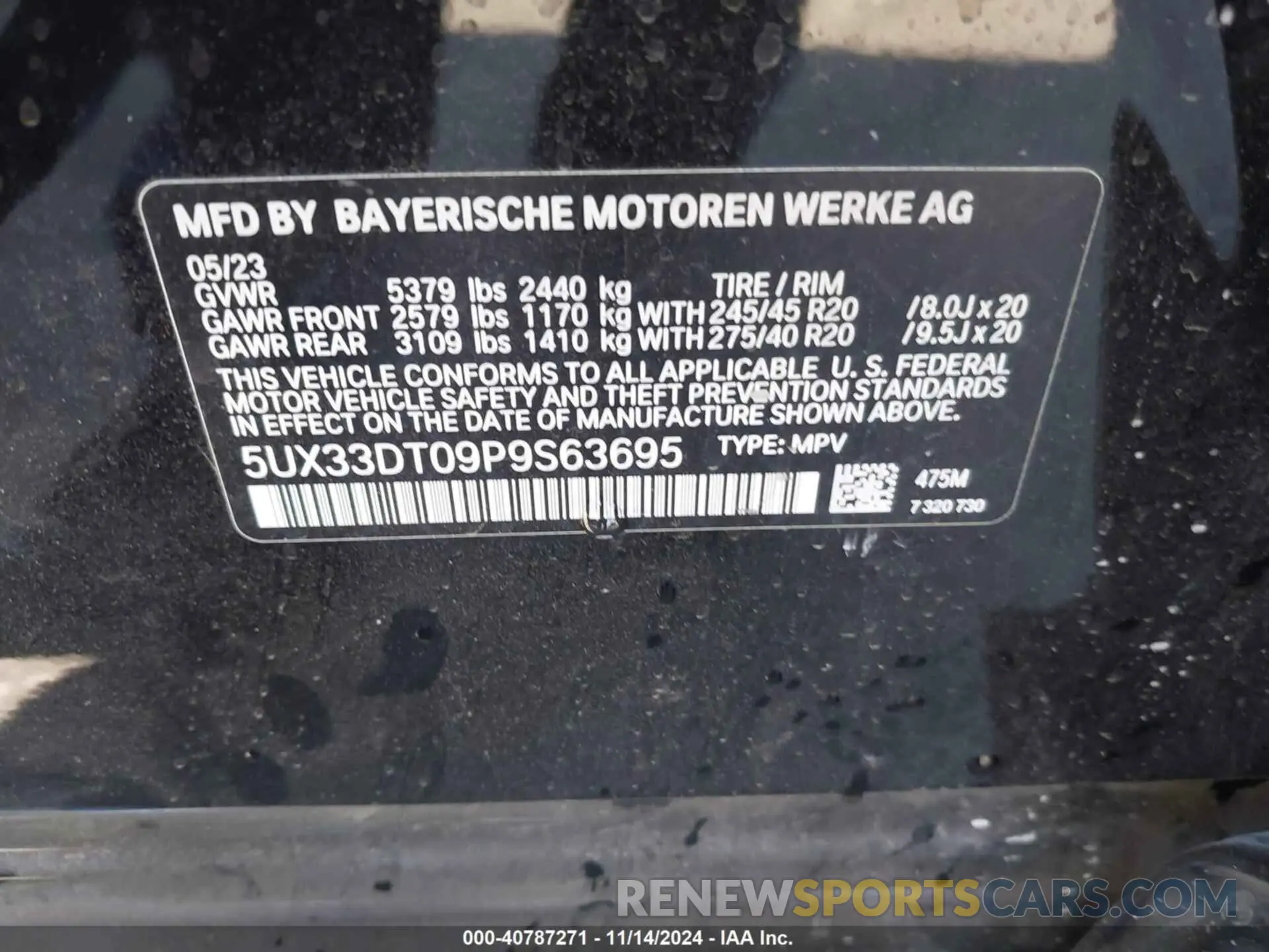 9 Photograph of a damaged car 5UX33DT09P9S63695 BMW X4 2023