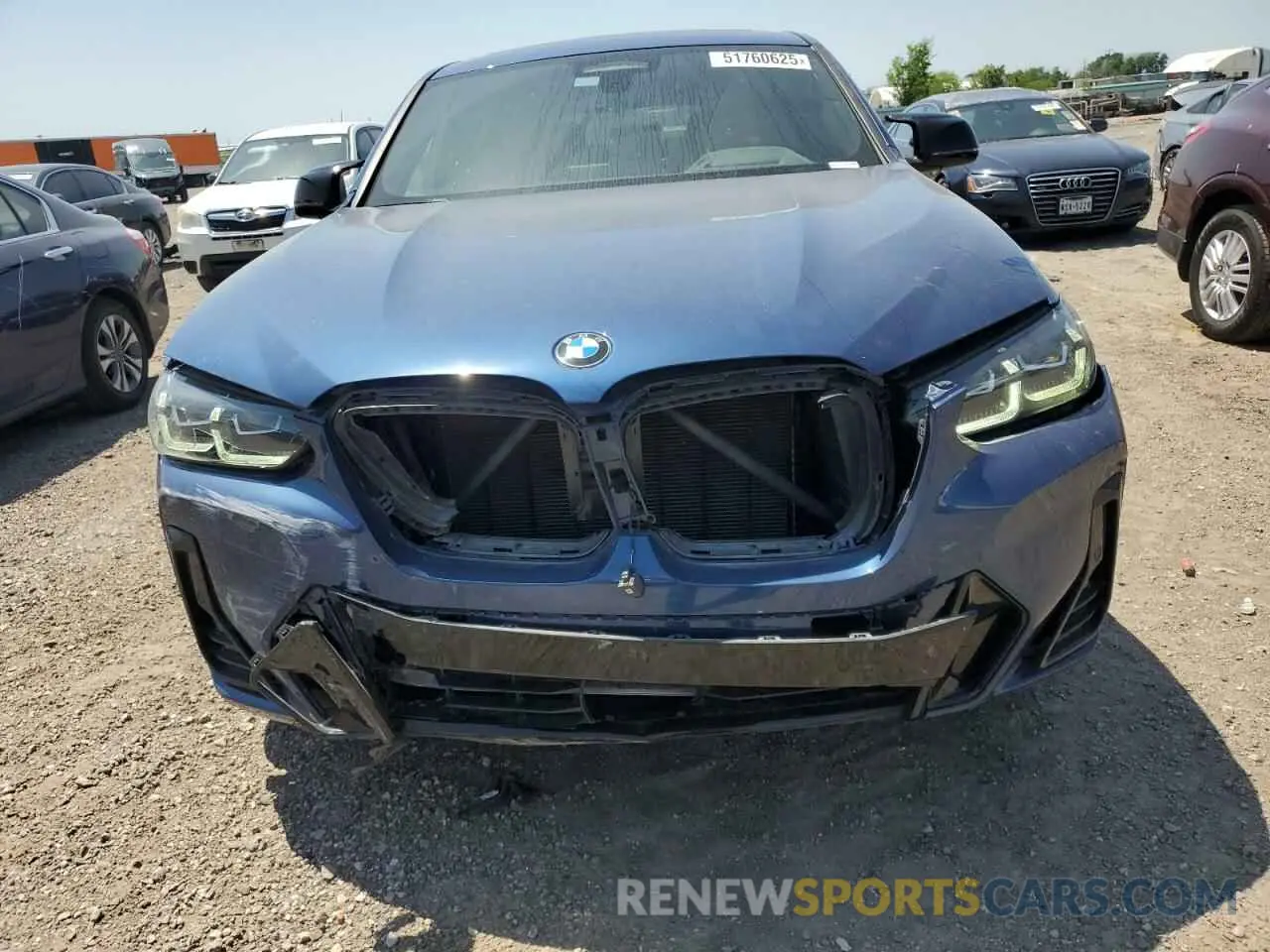 5 Photograph of a damaged car 5UX43DT00P9P32175 BMW X4 2023
